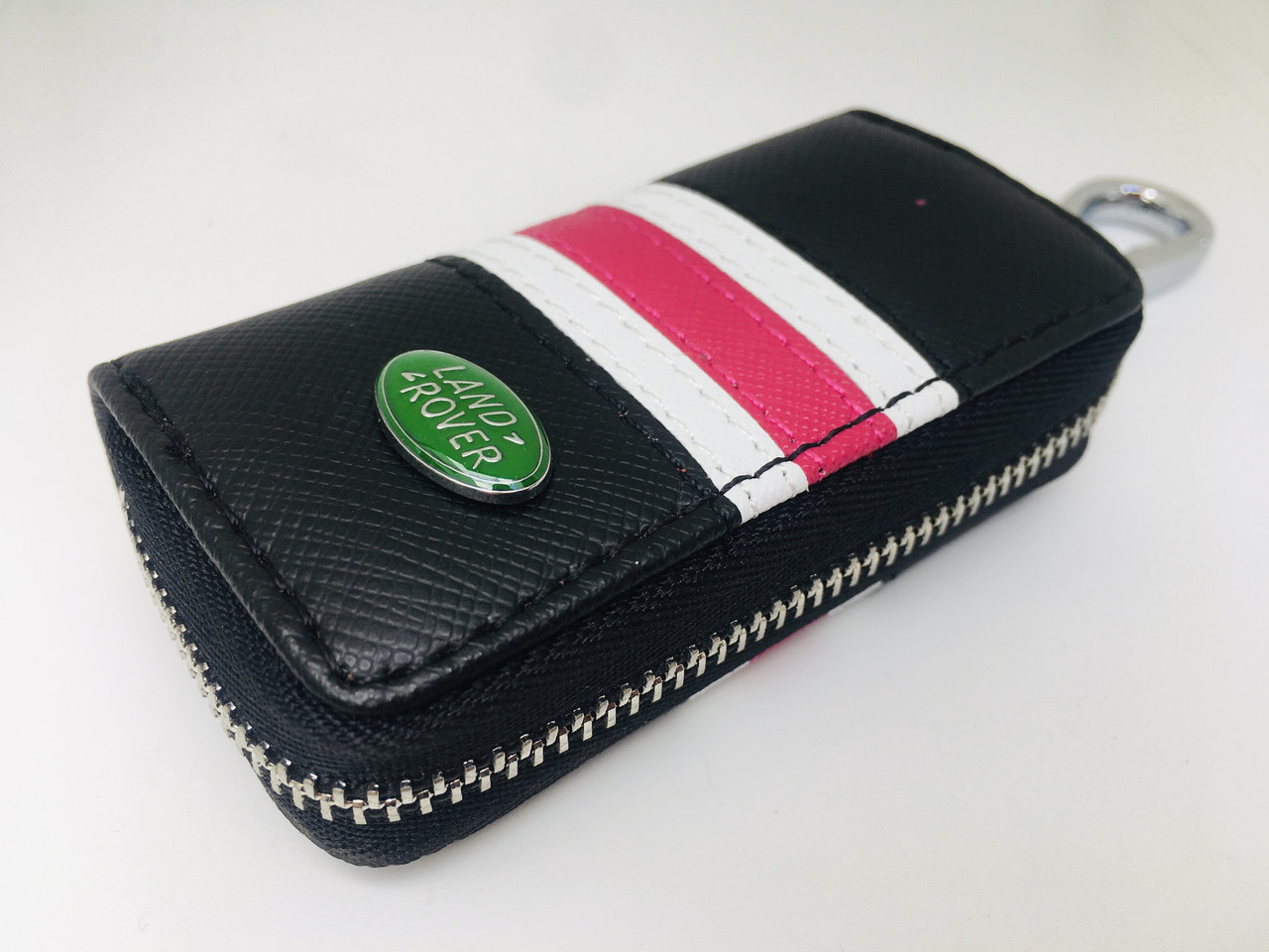 

Ключница для авто KeyHolder Prestige Car LAND ROVER Черно-белая с красным