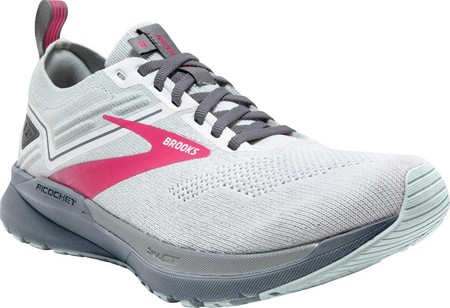 

Женские кроссовки Brooks Ricochet 3 Running Sneaker White/Ice Flow/Pink 38.5