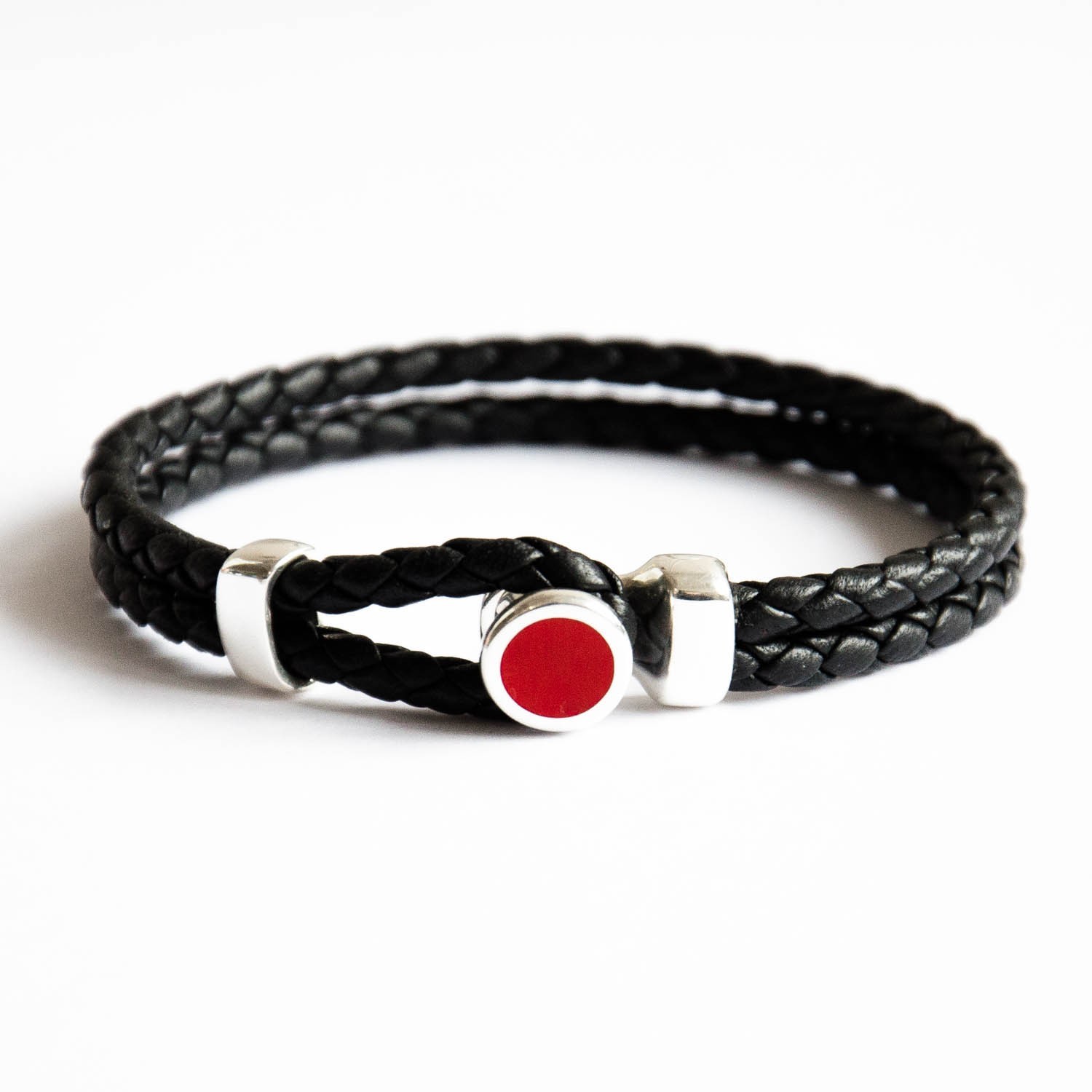 

Браслет TOTEM Adventure Jewelry черный плетеный с серебром и красной эмалью 20 см (0130-2-2)