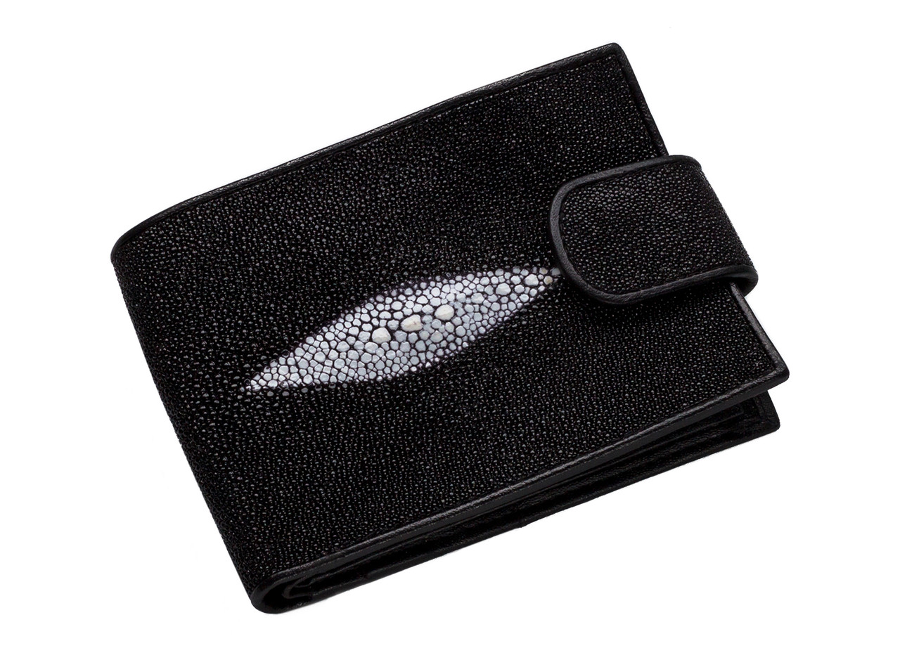

Кошелек из кожи морского ската с хлястиком Ekzotic Leather Черный
