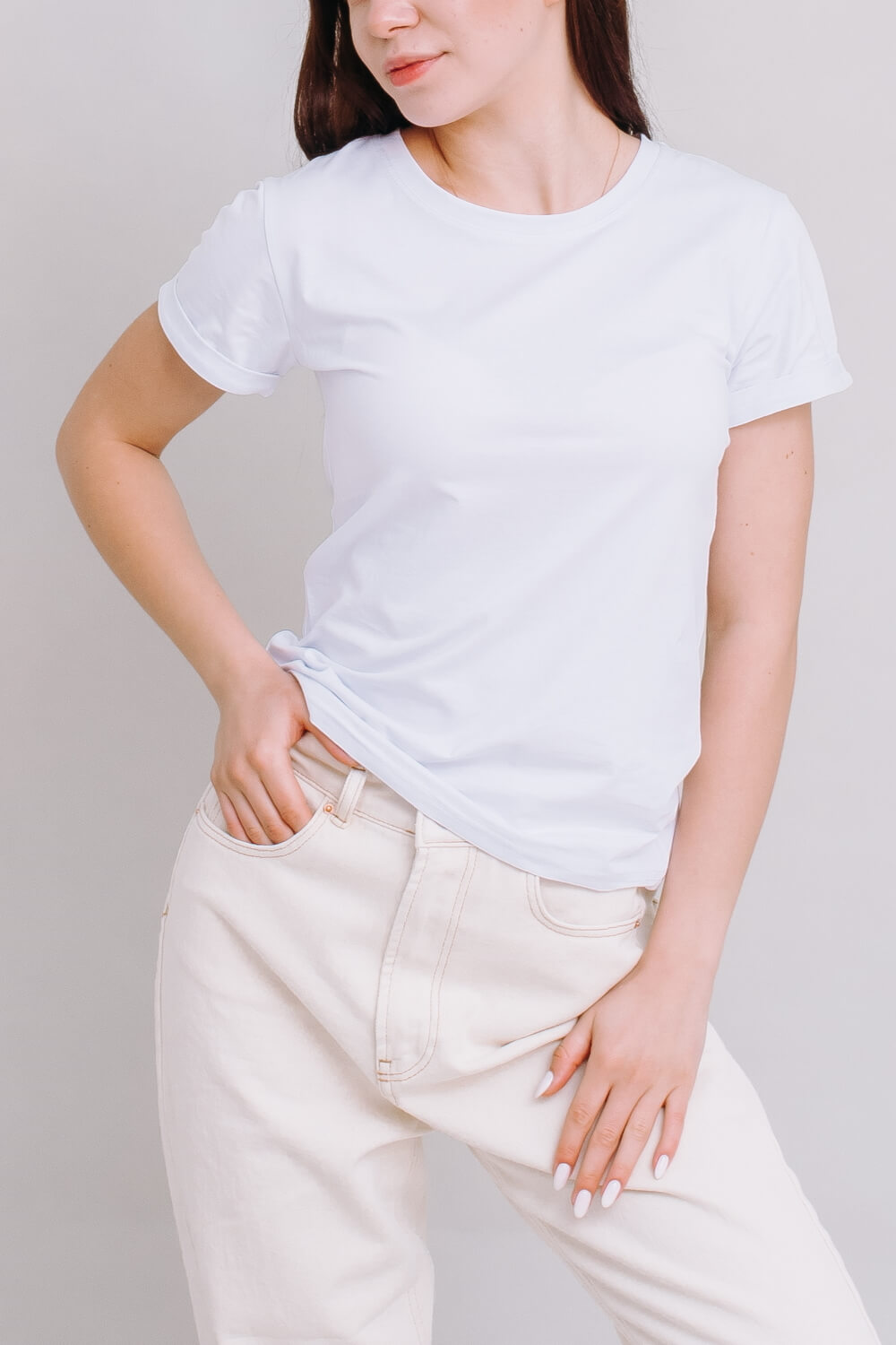 

Базова футболка fashion Basix 42/46 біла (03080098/42/46 біла)