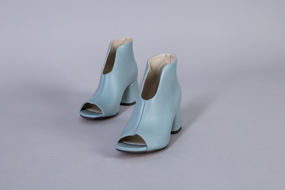 

Ботильйони жіночі шкіряні LuxuryShoes 8934-1/38 Блакитний