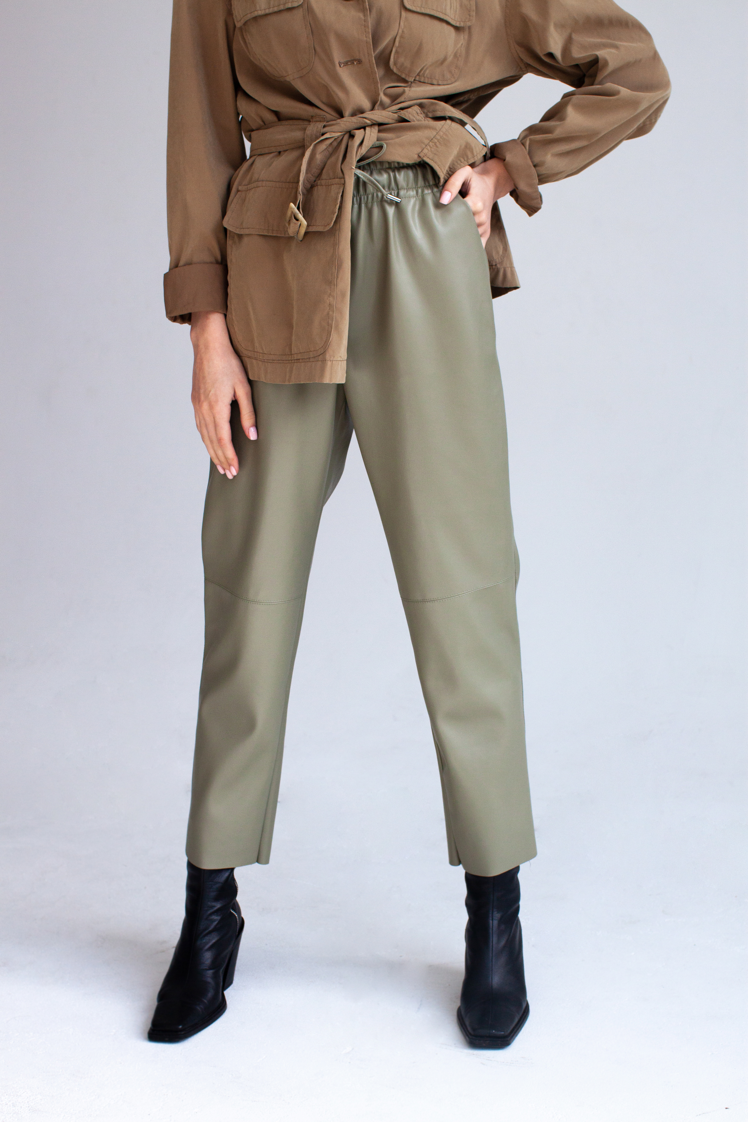 

Брюки FAMO Джесика хаки M M (364.91)