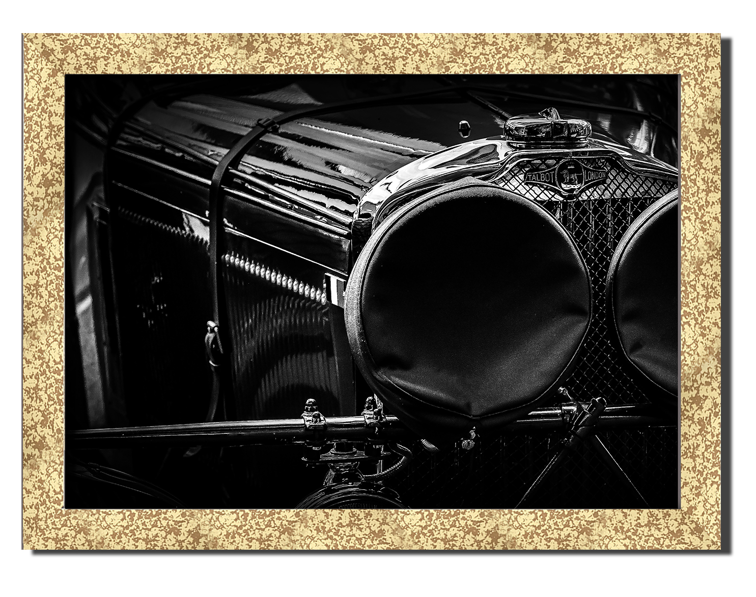 

Golden frame картина на файн-арт бумаге Исторический спортивный автомобиль старинные ретро винтажные авто Hotel Arizona HD 31 см x 41 см