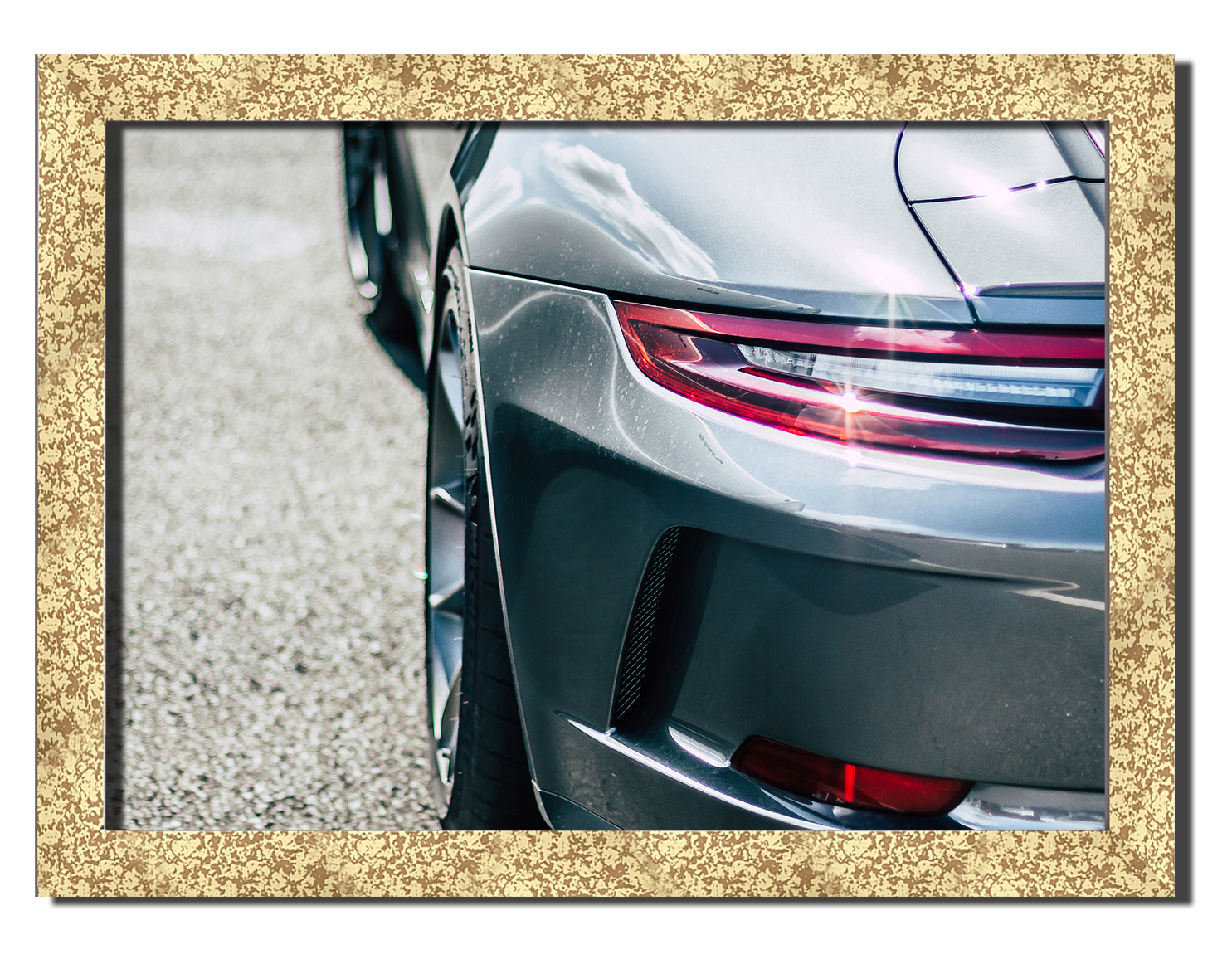 

Golden frame картина на файн-арт бумаге Porsche 911 GT3 спортивные гоночные авто суперкары Hotel Arizona HD 31 см x 41 см
