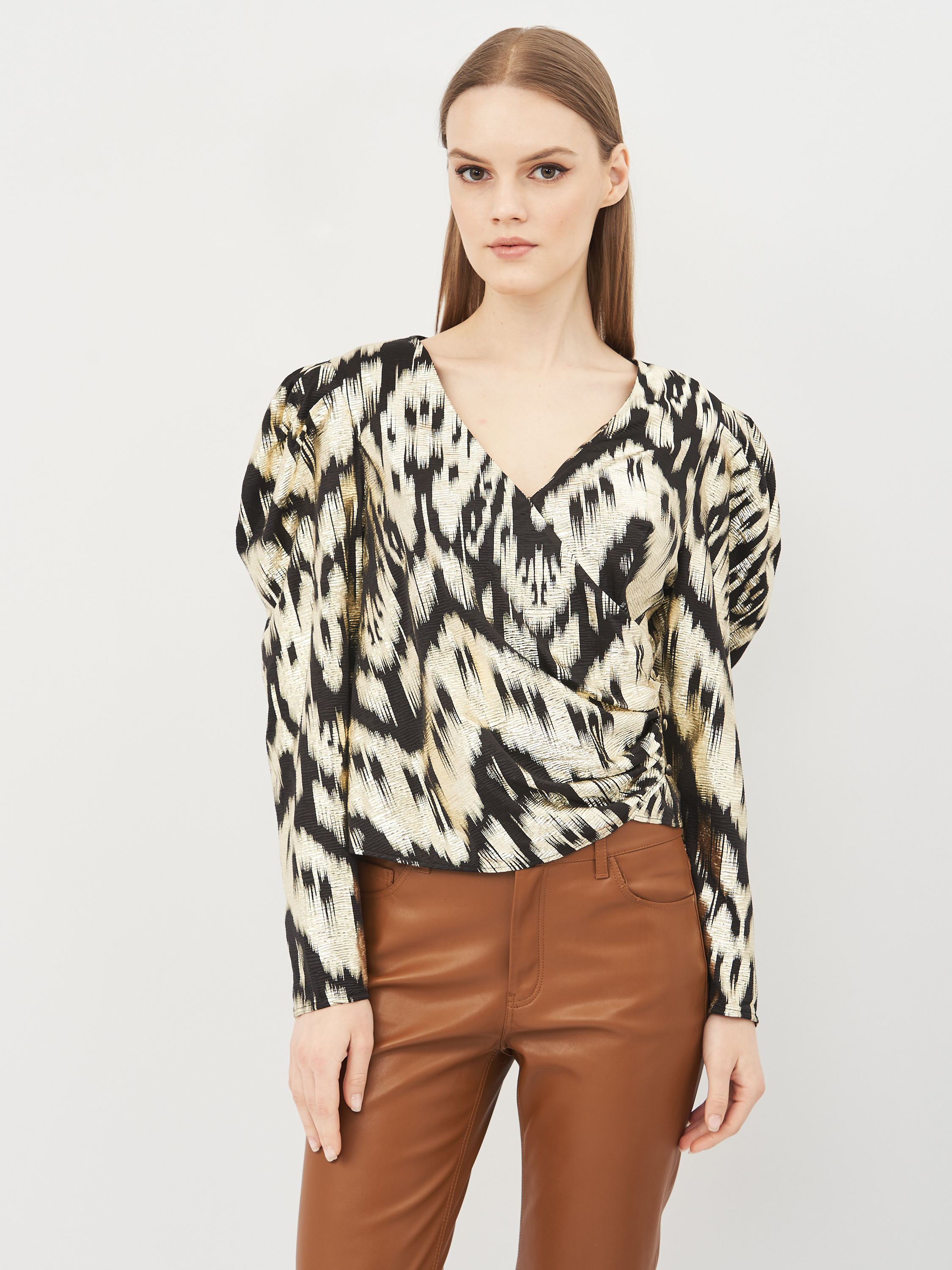 

Блузка H&M KK8278380 40 Черная с золотистым