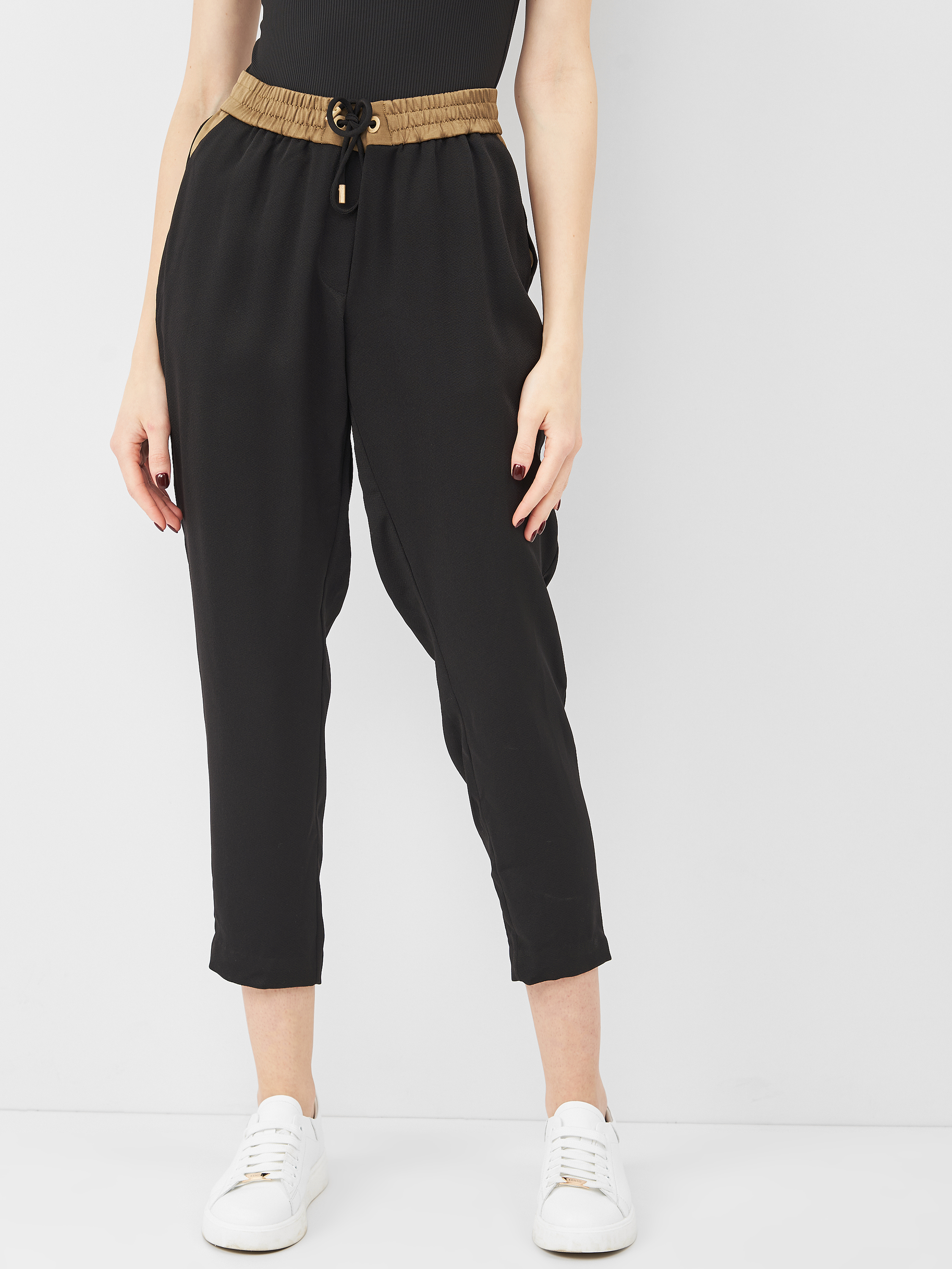 

Брюки H&M KK6172001 38 Черные