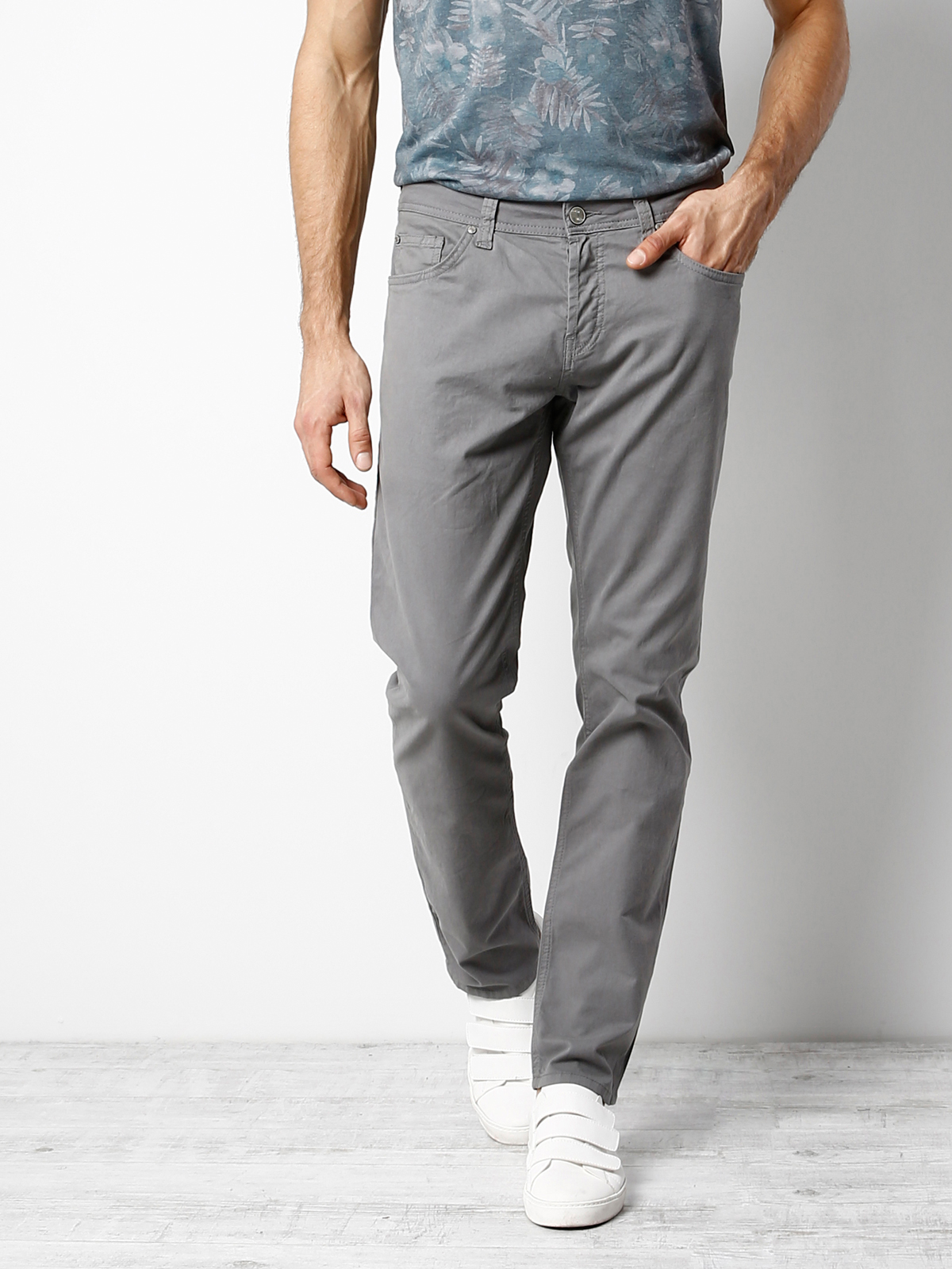 

Брюки Colin's 044 Karl CL1015706GRA 36-32 Gray