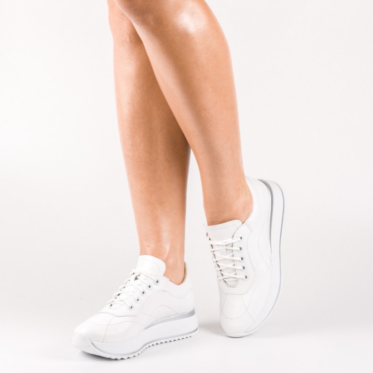 

Кроссовки Winner Boots белые 101-10 37
