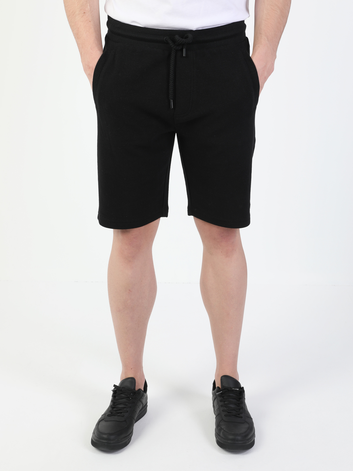 

Шорты Colin's CL1049501BLK S Black