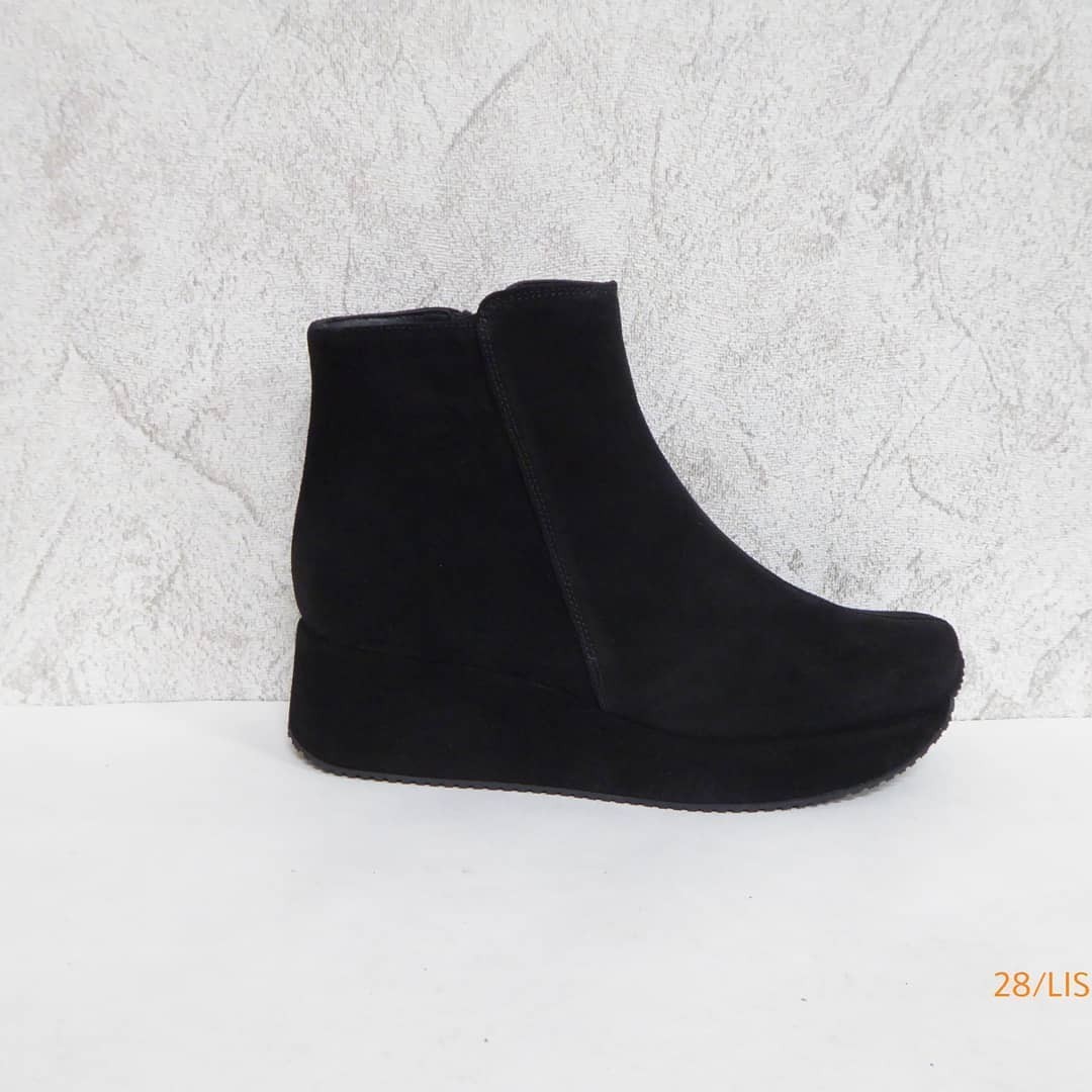 

Ботильйони Kelton 39 Чорні 0028