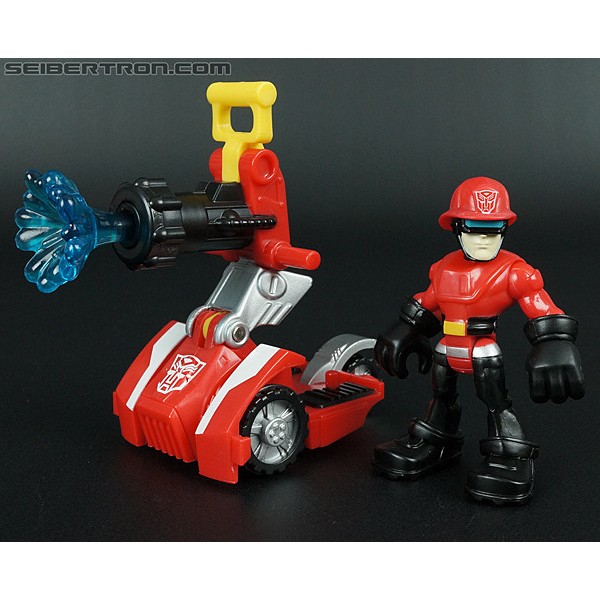 

Коди с пожарной мини-машиной Боты спасатели - Cody, Hose, Rescue Bots, Hasbro - 143198