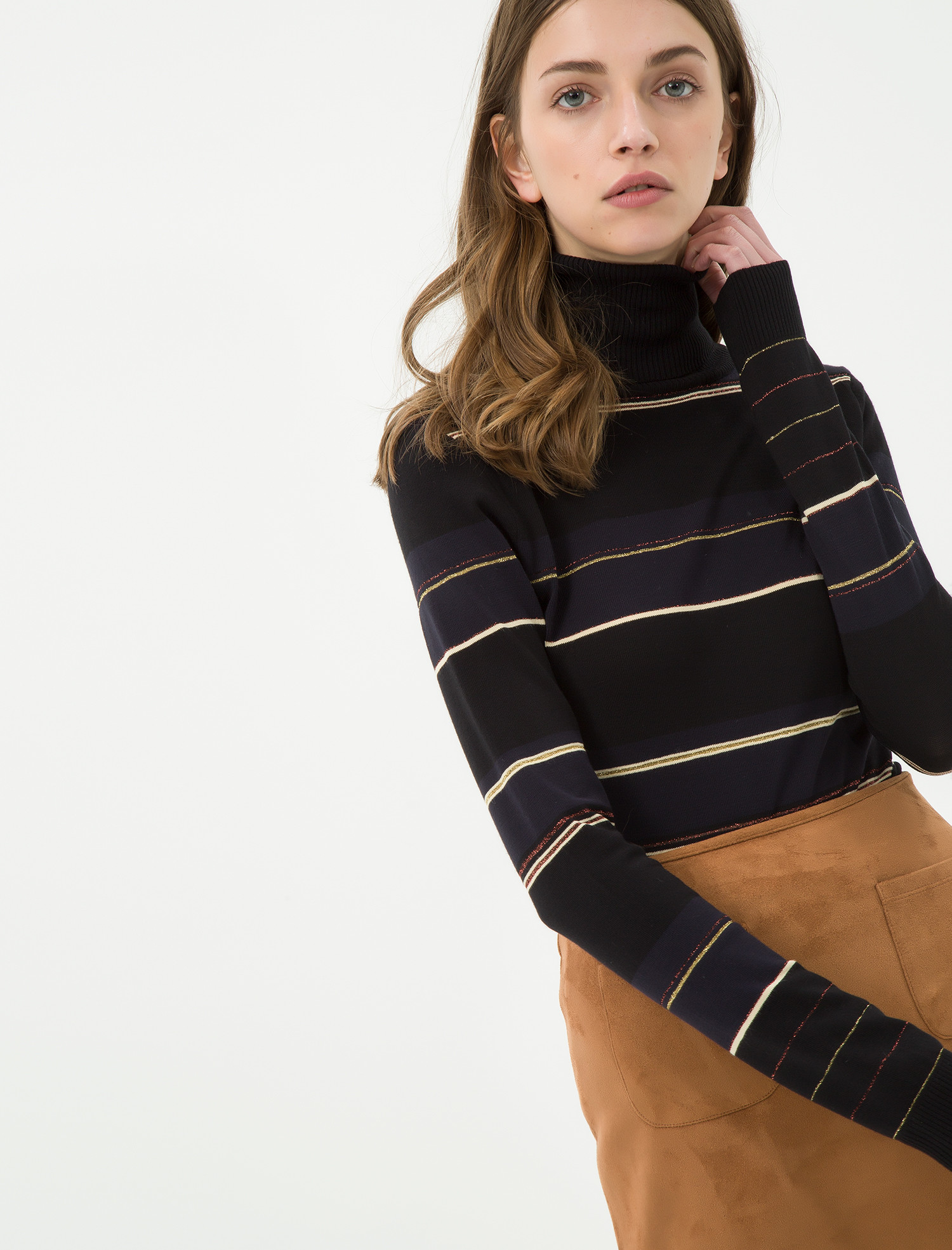 

Свитер Koton 7KAK92476HT S Gold Stripe