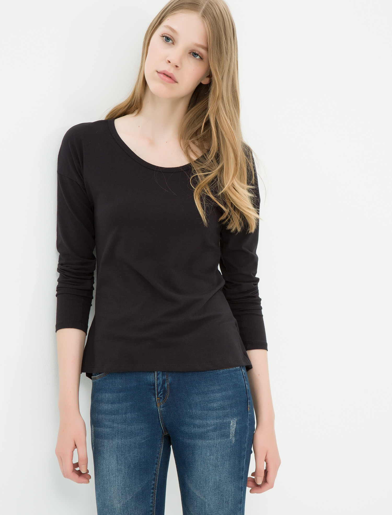 

Лонгслив Koton 7KAL11888OK S Black