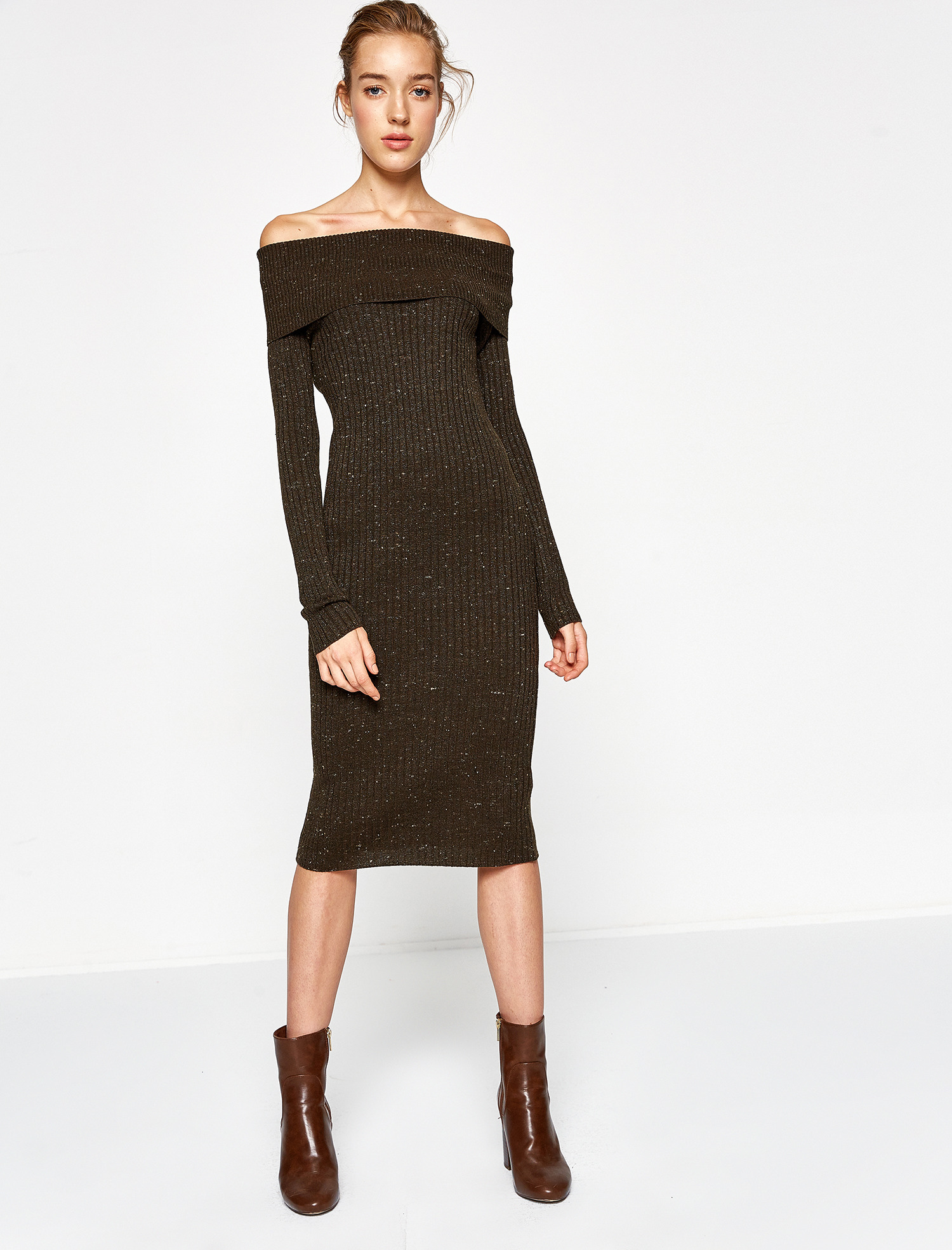 

Платье Koton 8KAK92263HT S Khaki