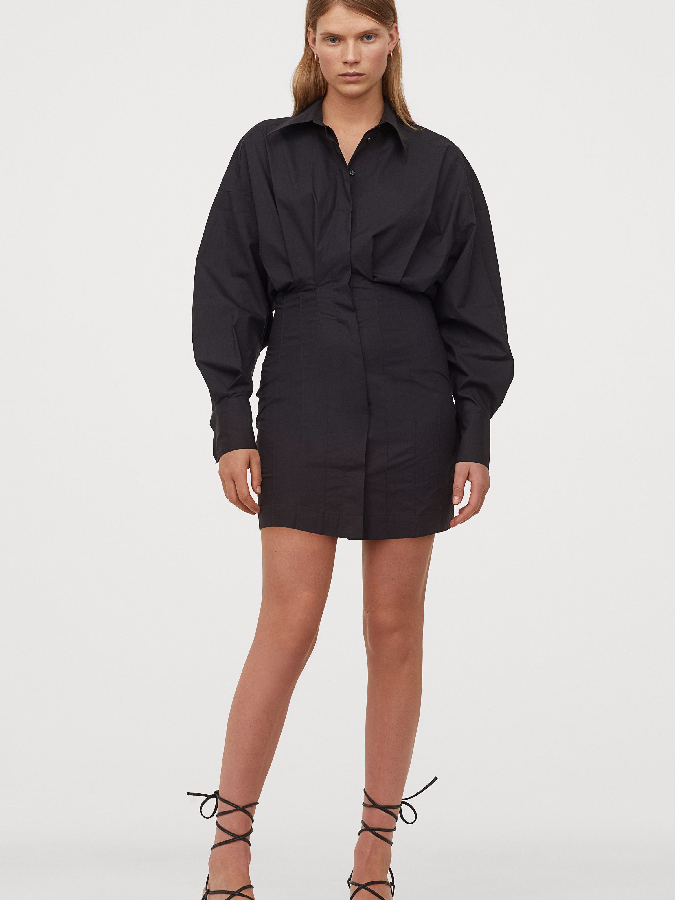 

Платье H&M 060888010 S Черное