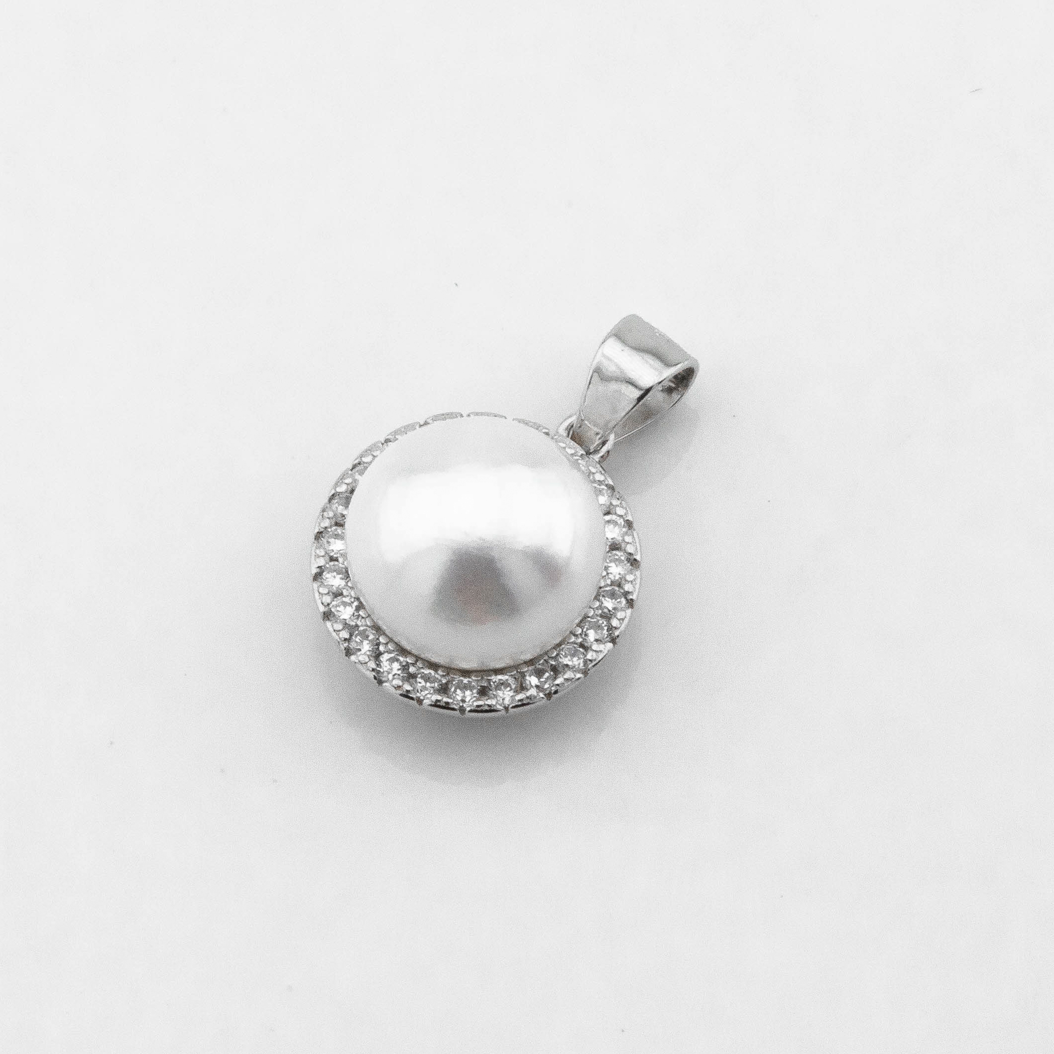 

Серебряная подвеска с жемчугом и фианитами p13905 Диамант