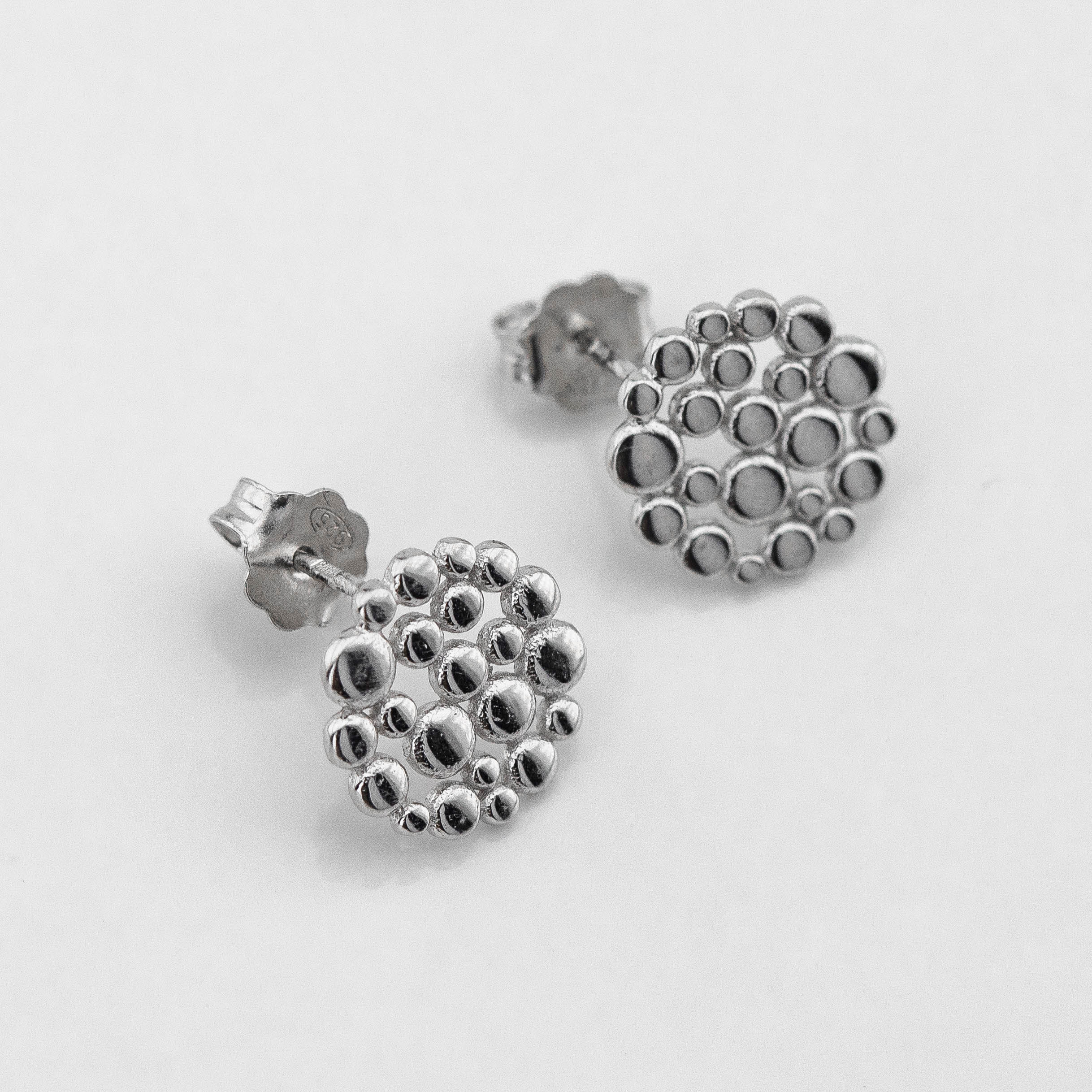 

Серебряные пусеты c121544 Диамант