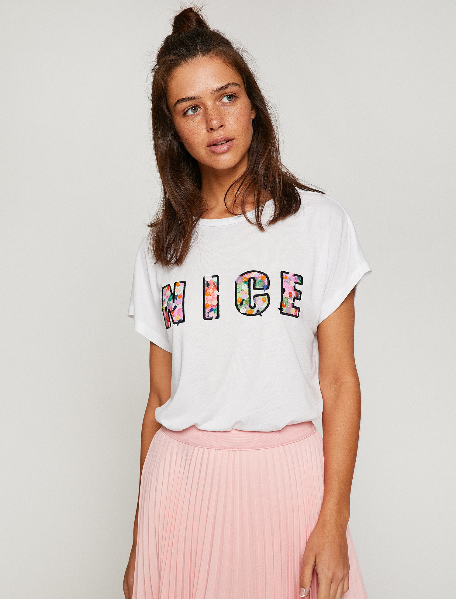 

Футболка Koton 8YAK13734EK-001 L Off White