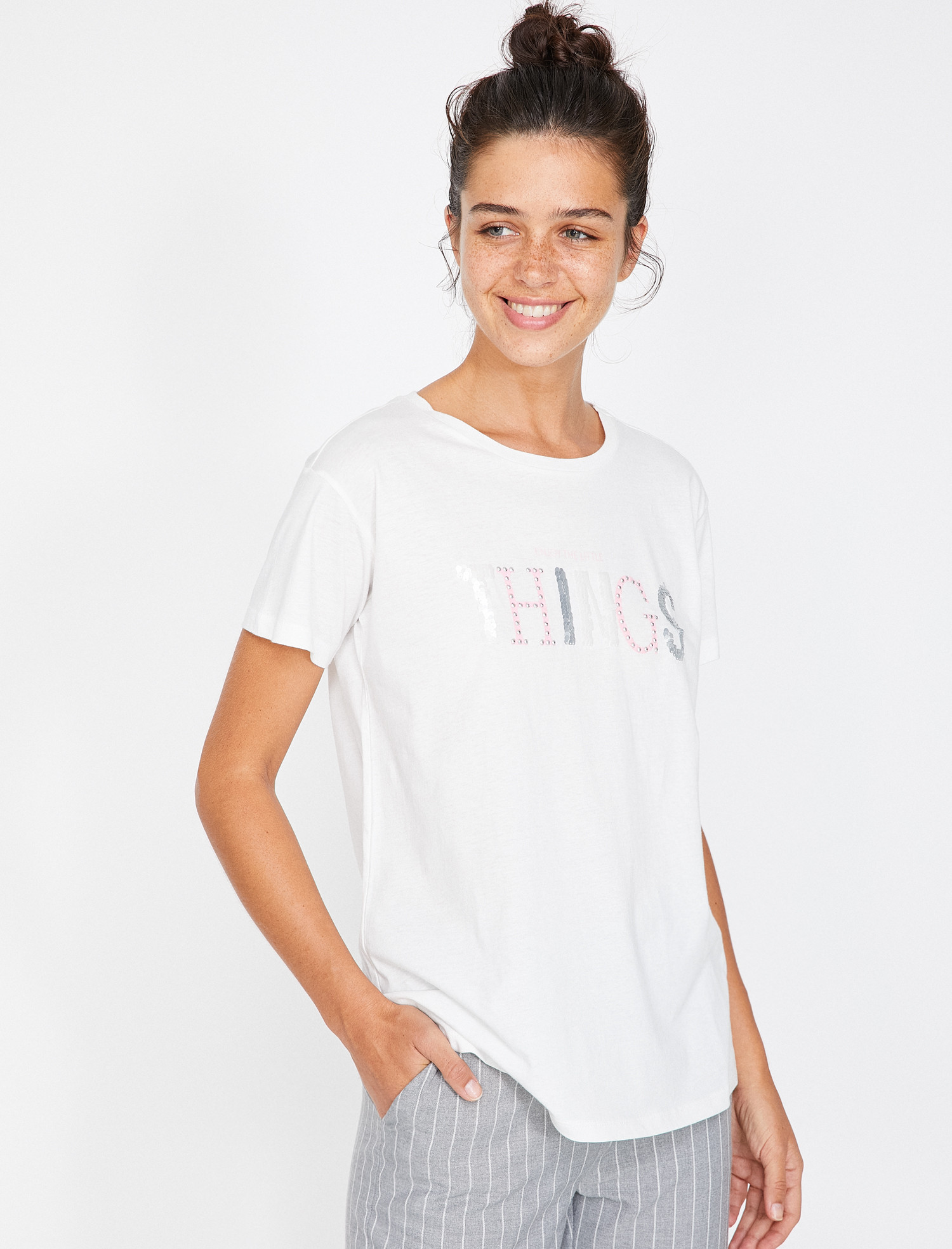 

Футболка Koton 8YAK13649QK-001 XL Off White