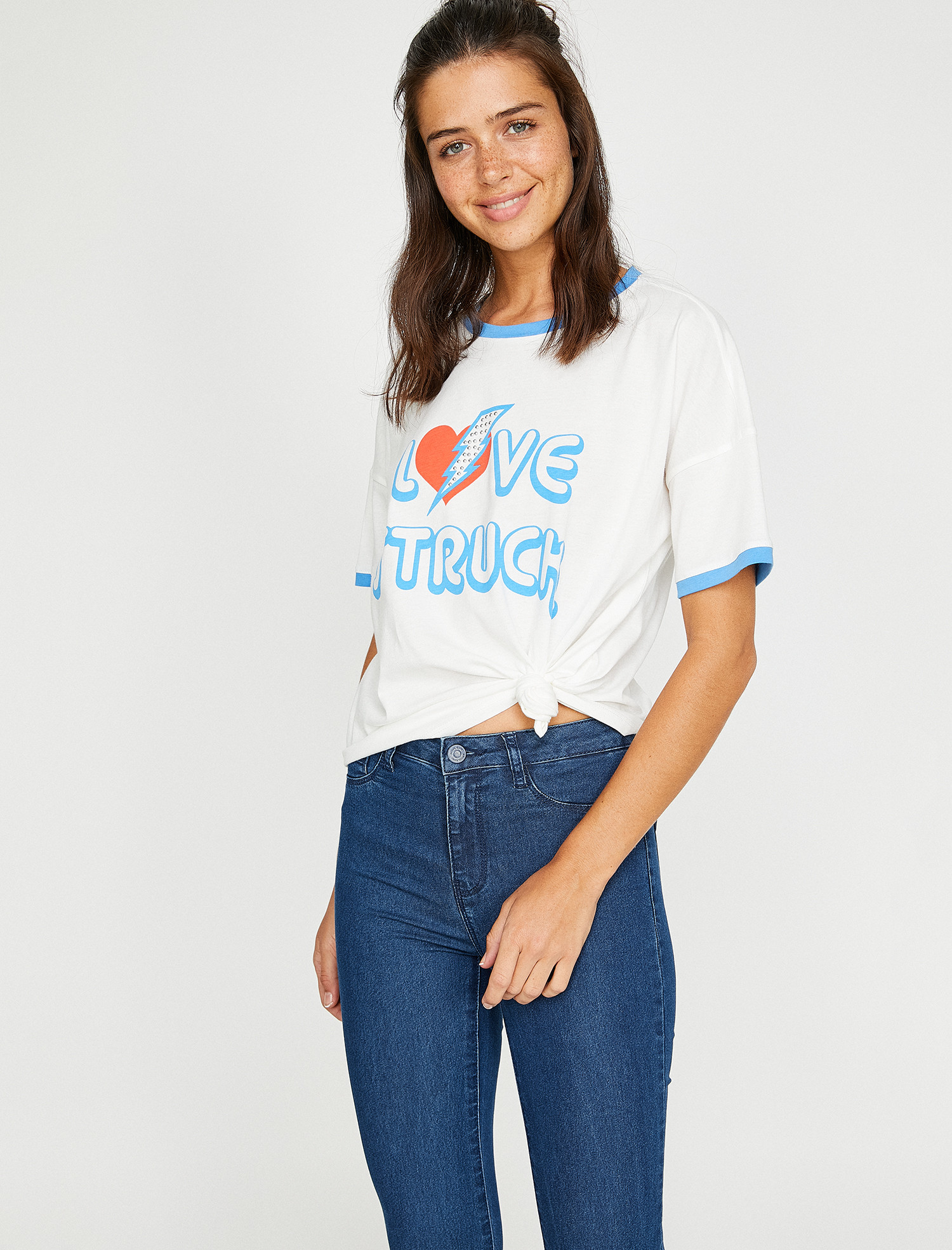 

Футболка Koton 8YAL11241JK-001 M Off White