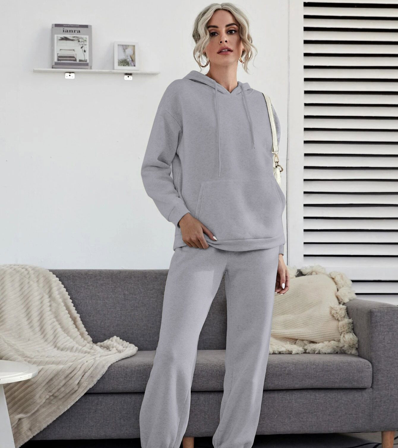 

Костюм женский спортивный утепленный 2 в 1 Basic silver Berni Fashion (3XL) Серый
