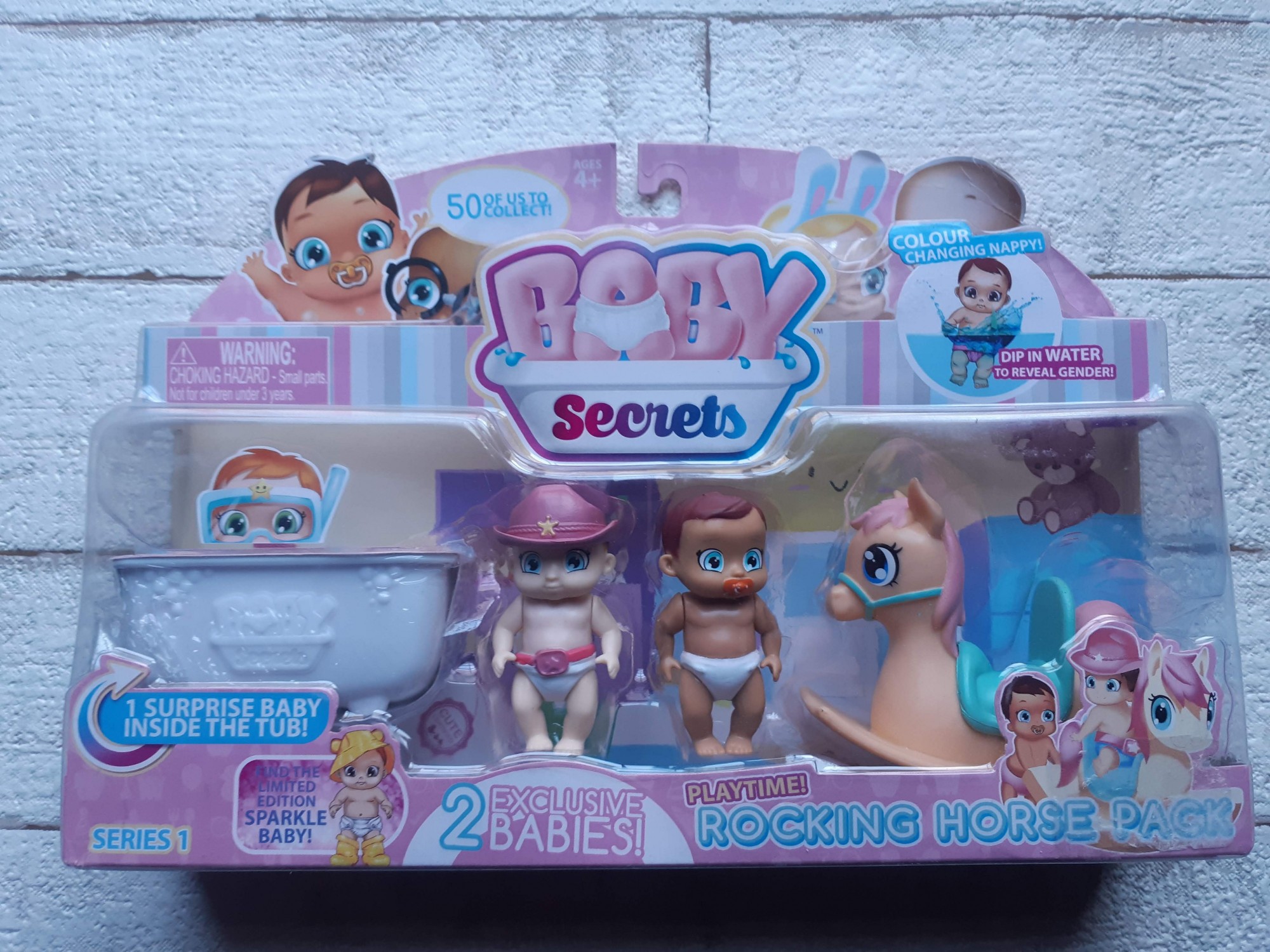 

Ігровий набір Baby Secrets Пупси з коником-каталкою 77022