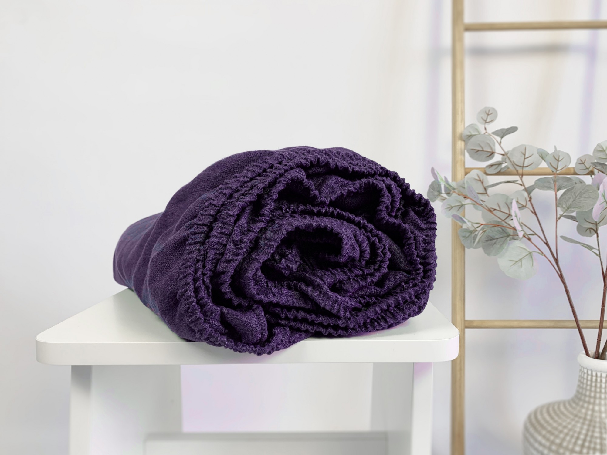 

Льняная простынь на резинке TouchableLinen 150x200x25 см Фиолетовый