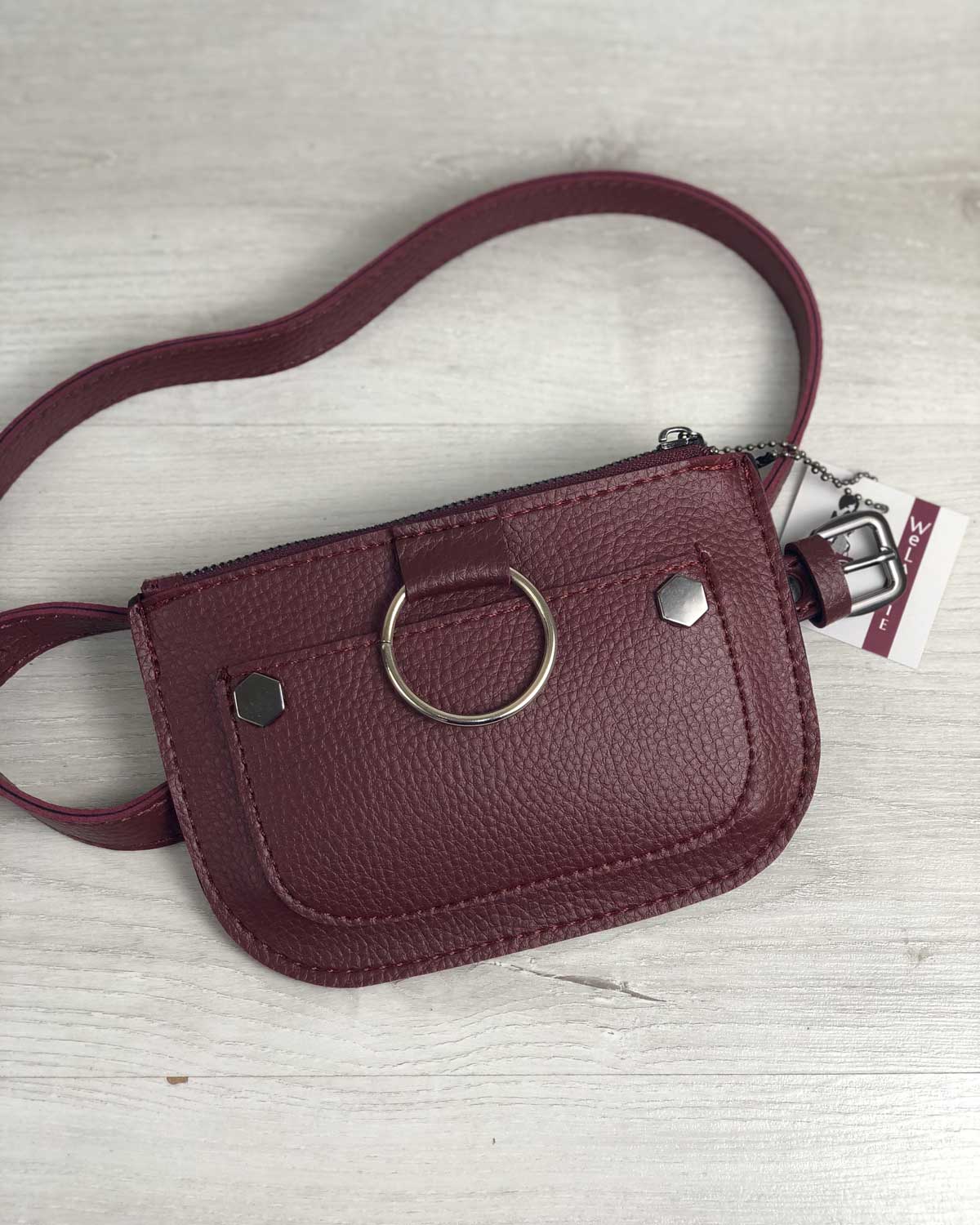 

Женская сумка на пояс Кэти бордового цвета