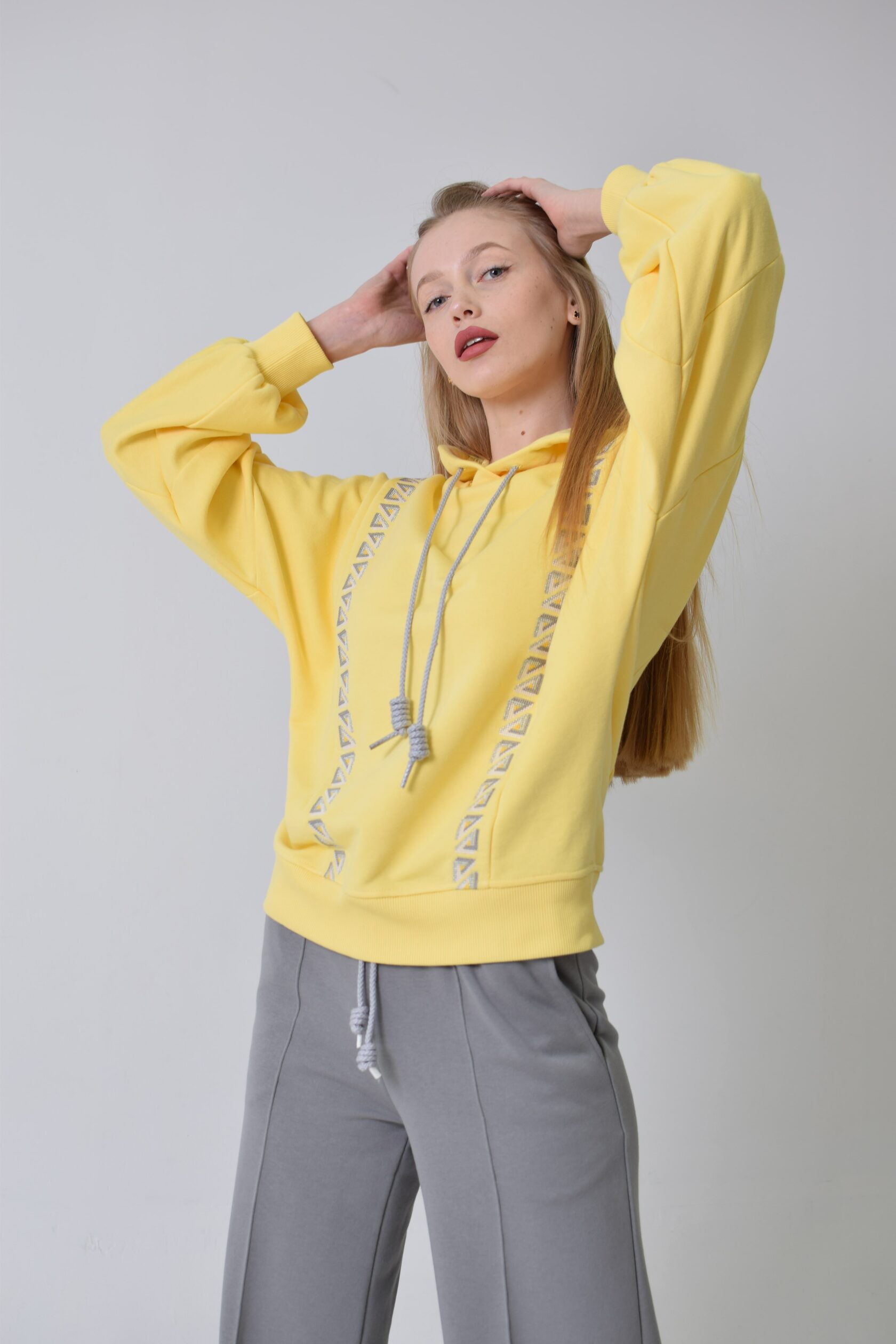 

Світшот UkrLook жіночий "Трикутники"  Жовтий, Світшот UkrLook жіночий "Трикутники" S Жовтий