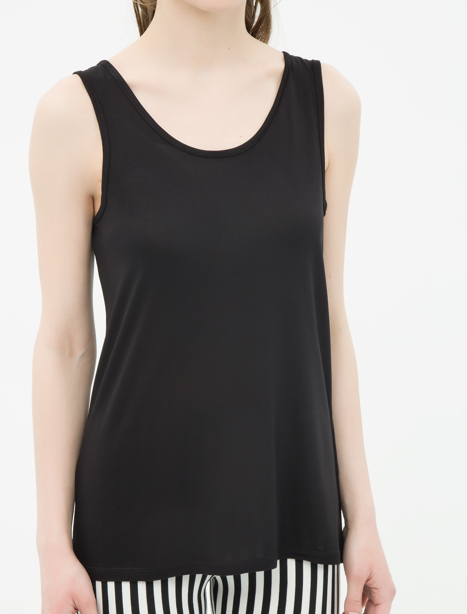 

Майка Koton 6YAL31581JK L Black