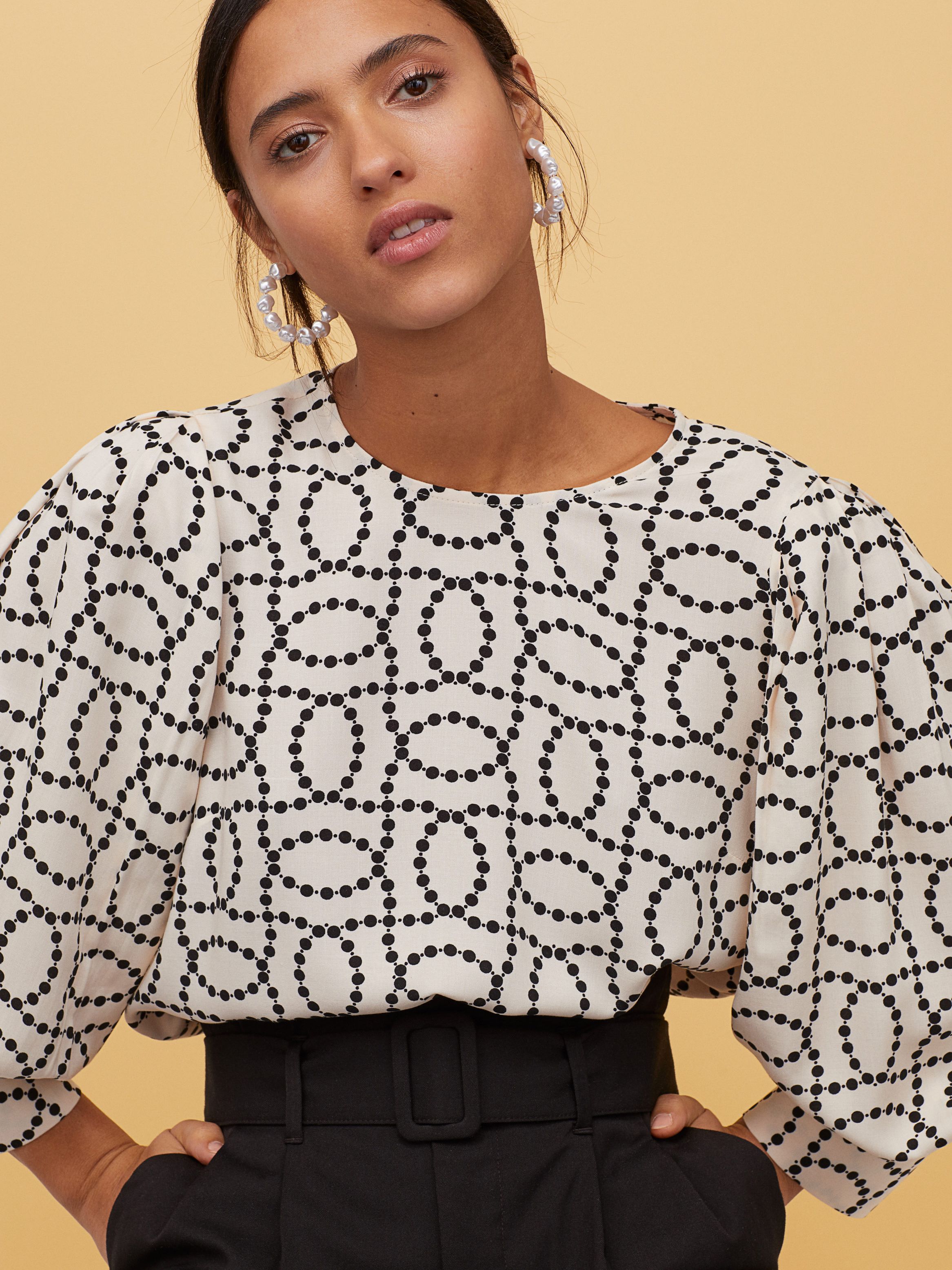 

Блузка H&M 0859073-1  Молочная, Блузка H&M 0859073-1 S Молочная