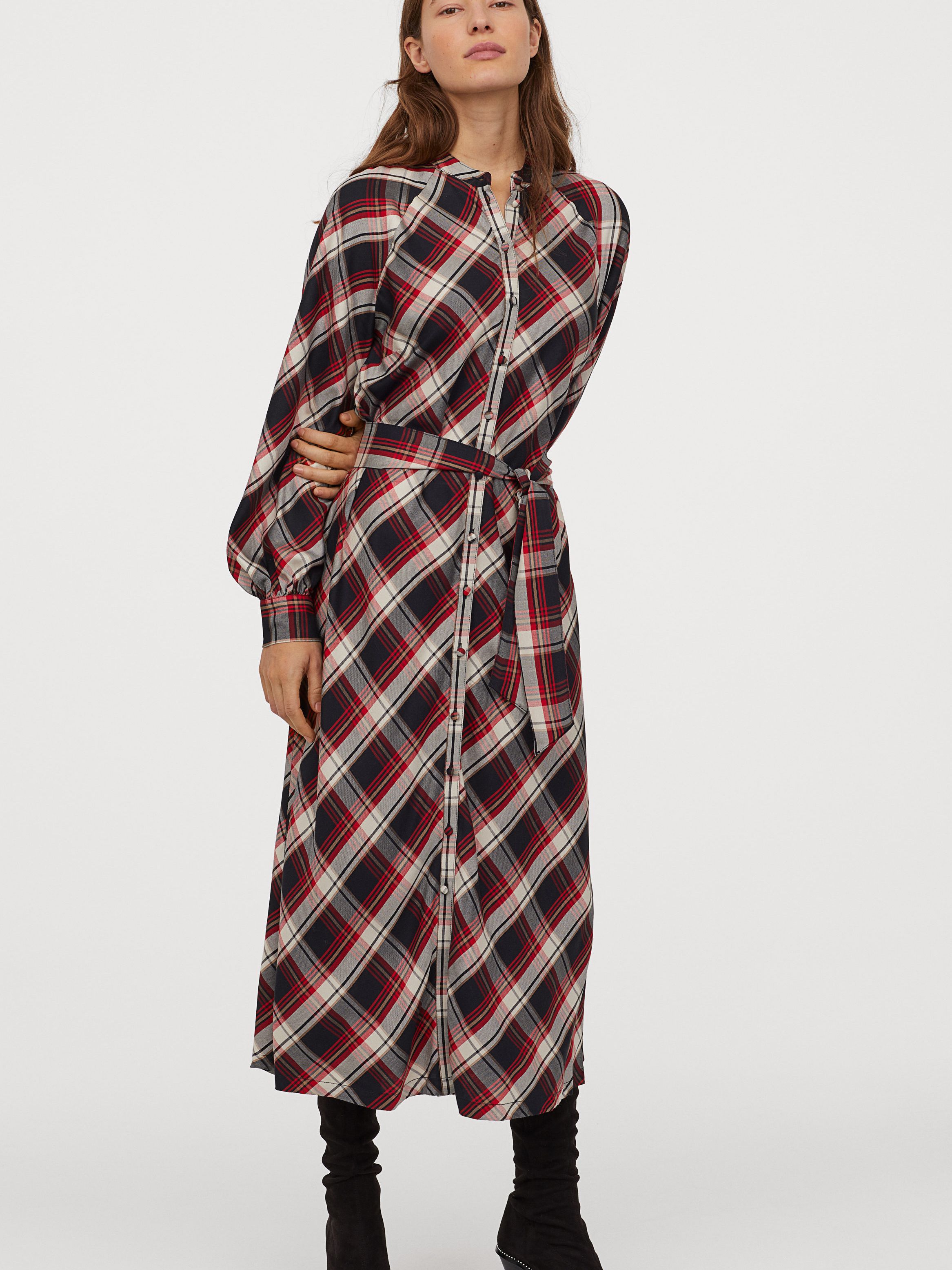 

Платье H&M 0835247-0  Черное, Платье H&M 0835247-0 38 Черное