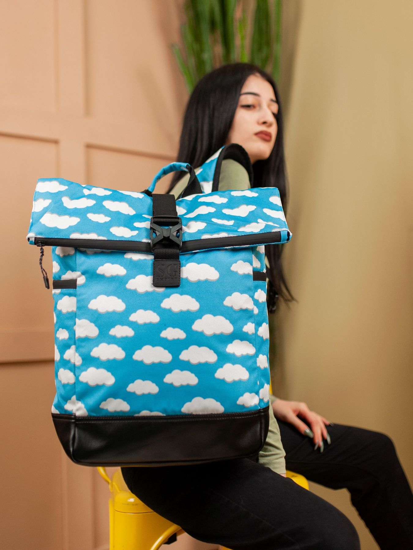 

Рюкзак роллтоп SG Empire Travel bag голубые облака RKTB04138