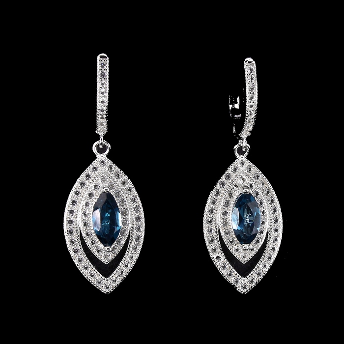 

Серьги из серебра с лондон топазом С15581