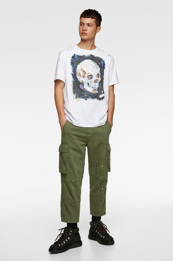 

Футболка Zara белая с принтом M (0495 318 250)