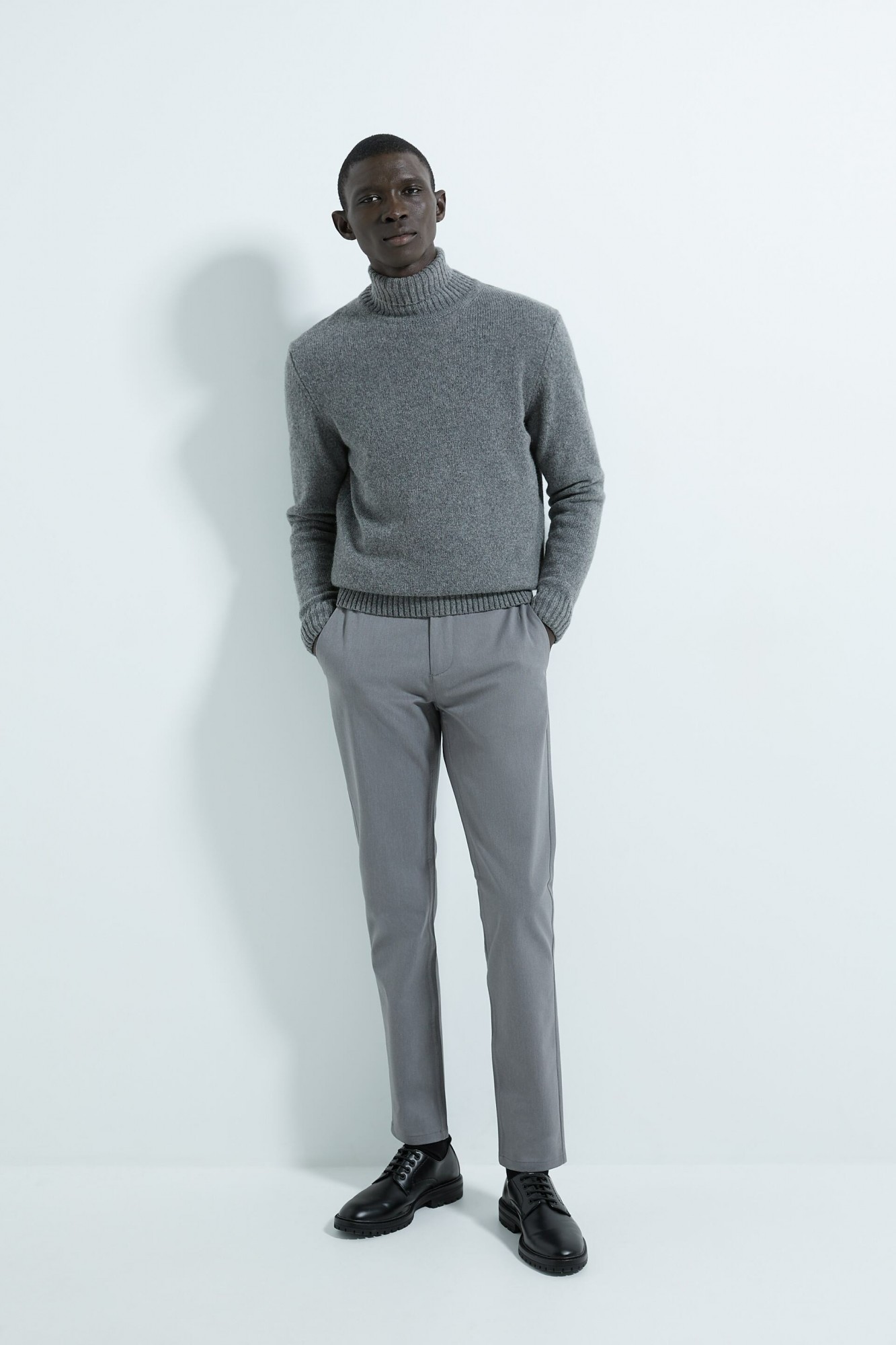 

Брюки Zara серые классические прямые демисезонные 44 (6861 650 802)