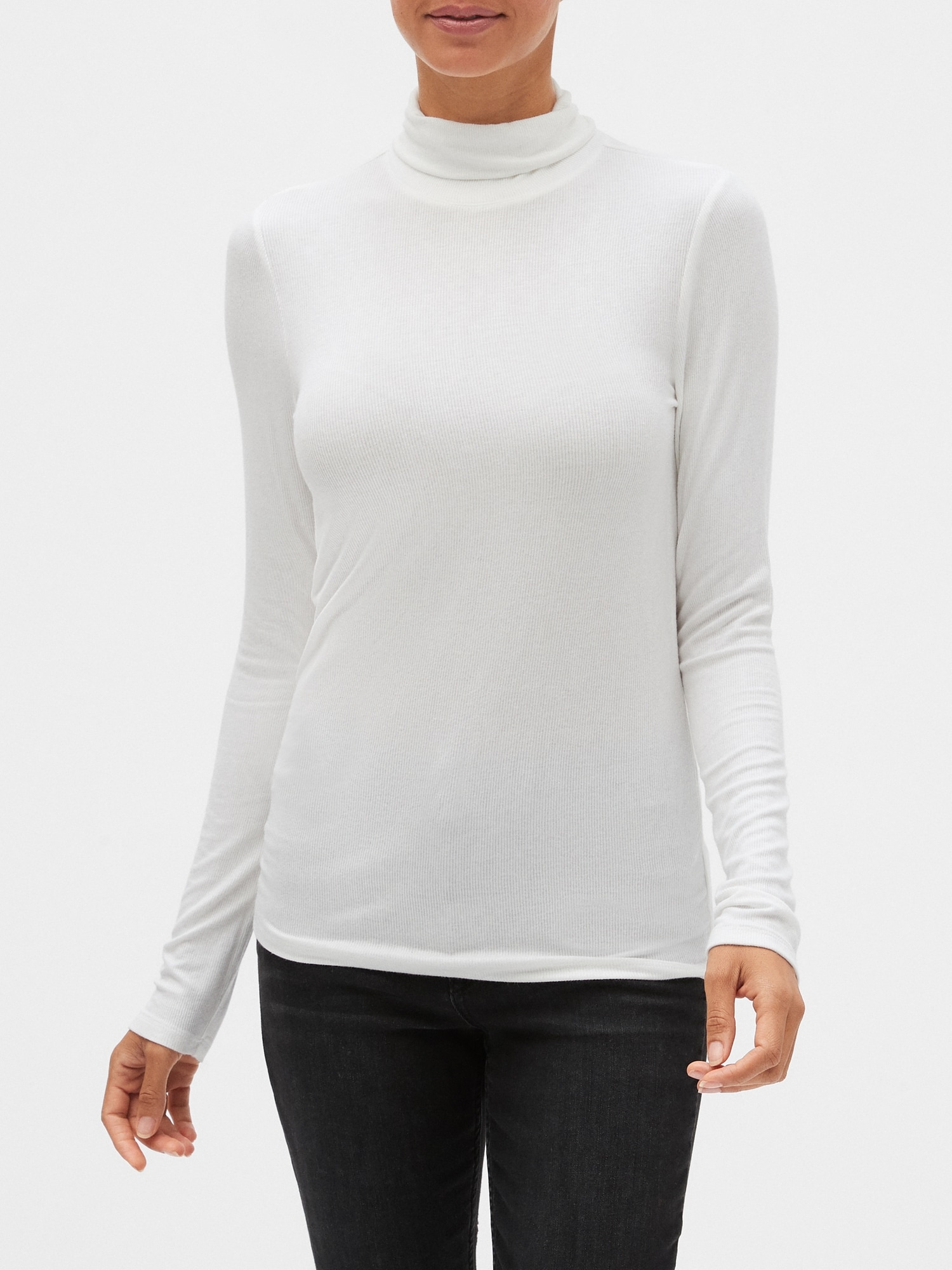 

Водолазка GAP GA0576W L Молочный