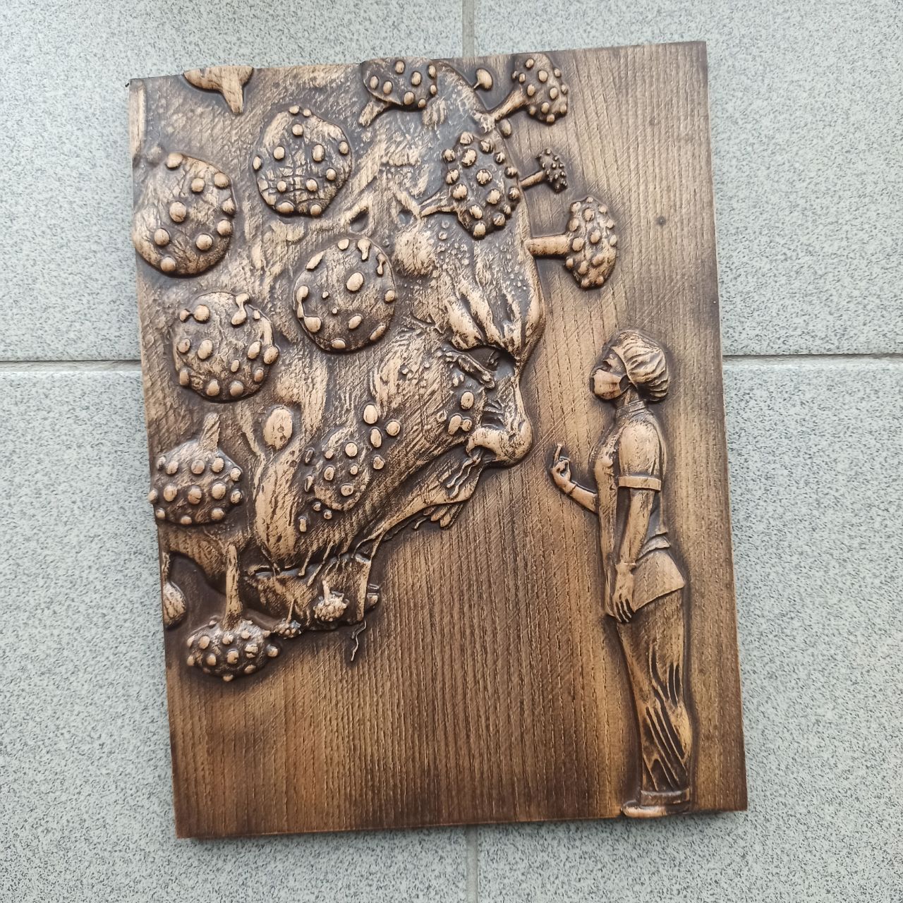 

Панно "COVID-19", Atributlux, 30*22,4 см резное из дерева
