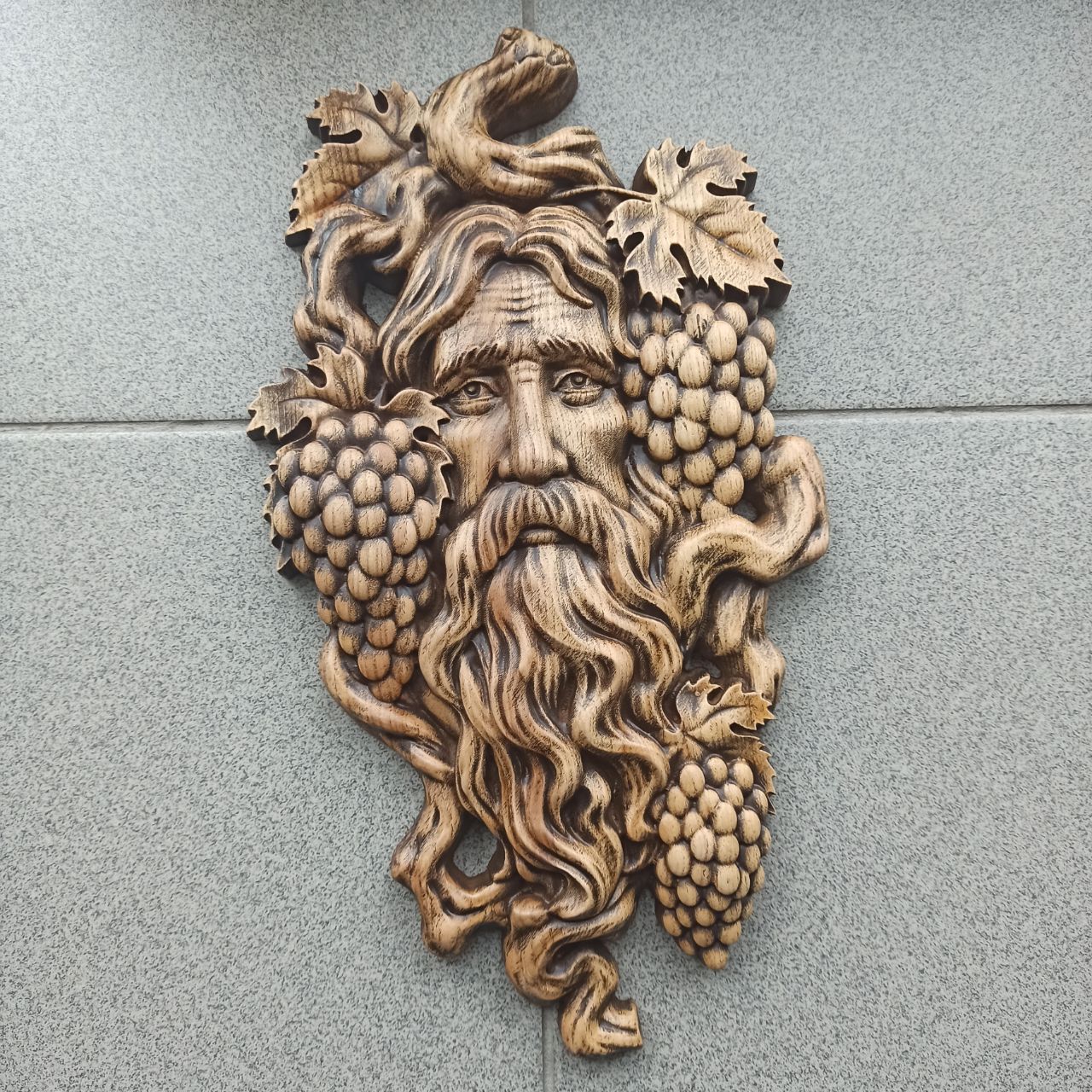 

Барельеф "Бог виноделия Дионис", Atributlux, 60*33,7 см резной из дерева