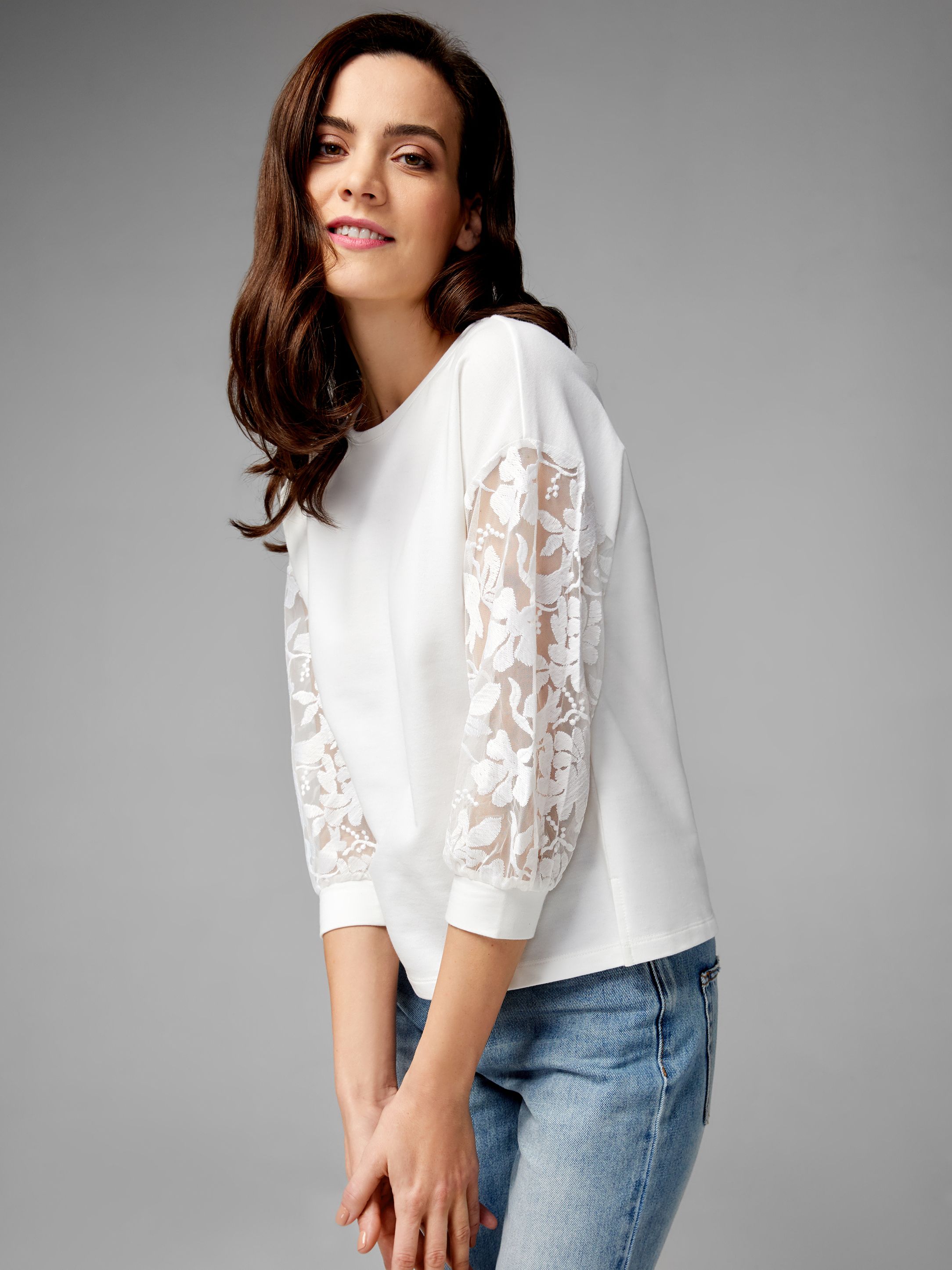 

Блузка O'STIN Casual LT4U5400XX 2XL Белая
