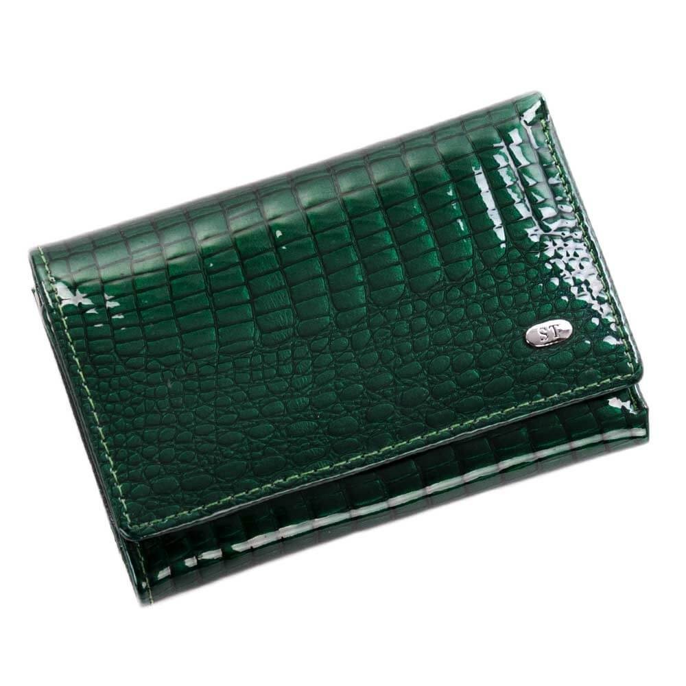 

Кошелек женский кожаный лаковый складной ST зеленый (617 АЕ green)