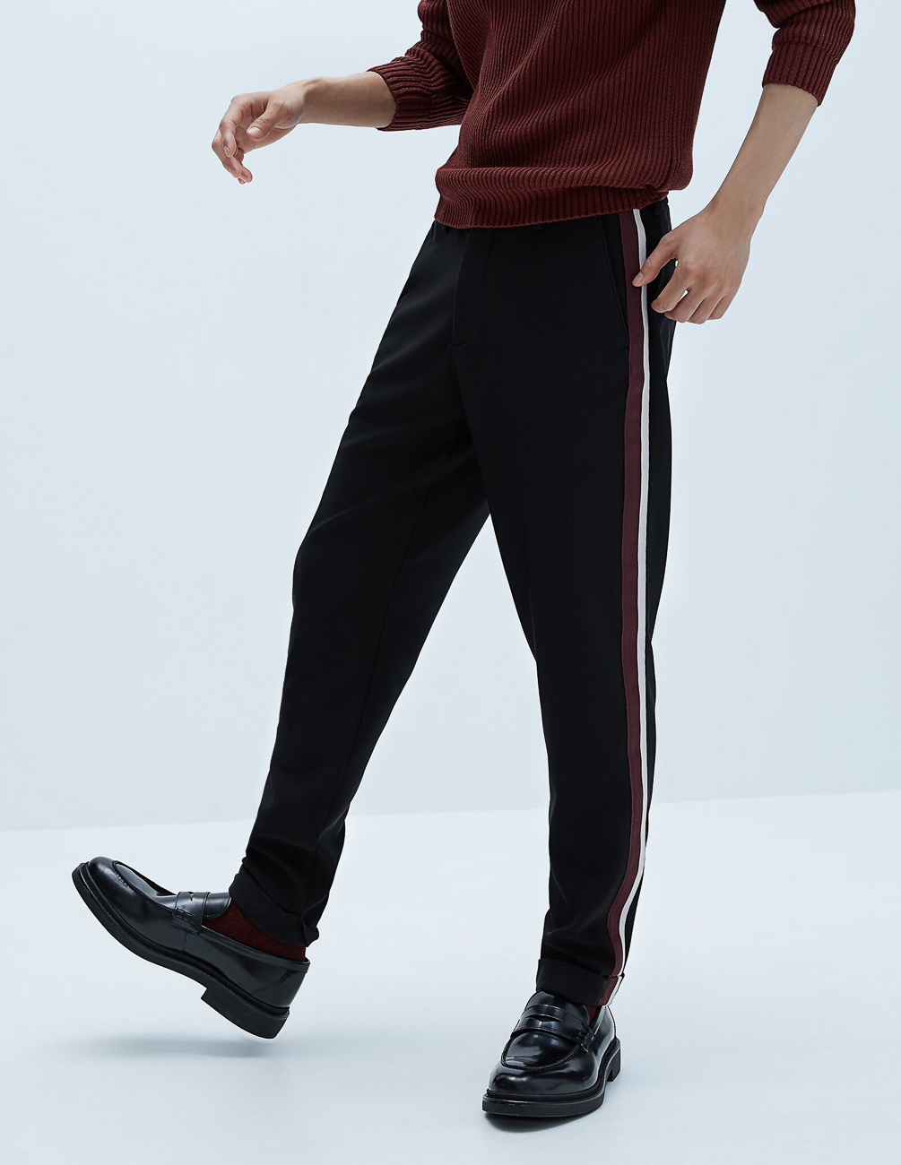 

Брюки Zara М0108956 (0706/105/800) цвет черный, Брюки Zara М0108956 (0706/105/800) цвет черный 29