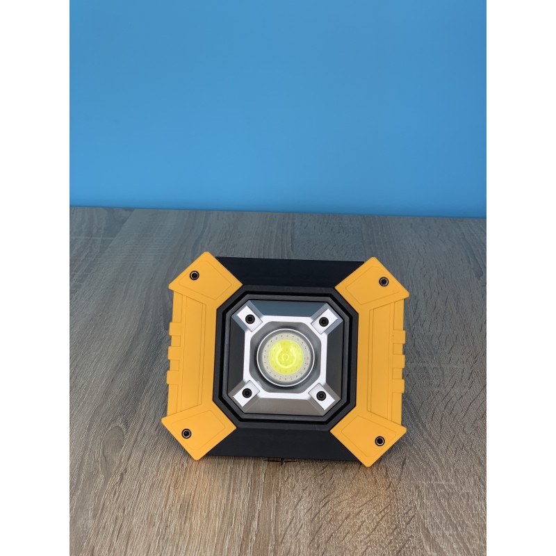 

Прожектор LED 20W COB 500LM 6500K IP65 с USB и аккум. жёлто-черный "LEMANSO" LMP89