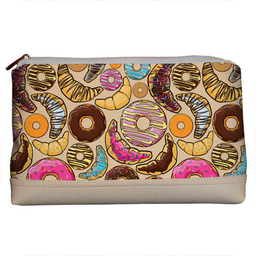 

Косметичка дорожная Lovely Presentville Пончики и круассаны 26x15x8 см