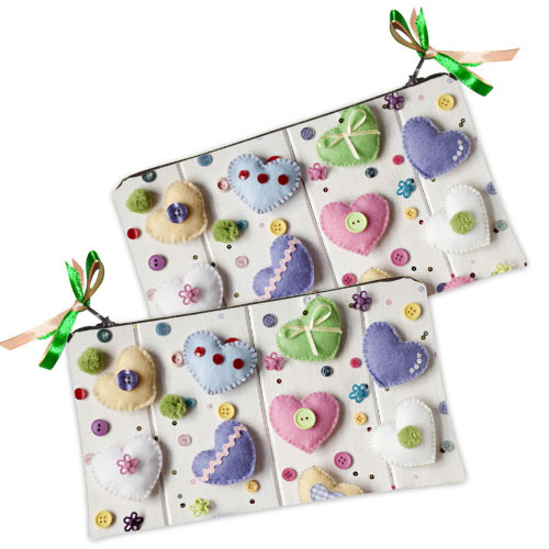 

Косметичка женская Presentville Сердечки на белом фоне 20x12 см