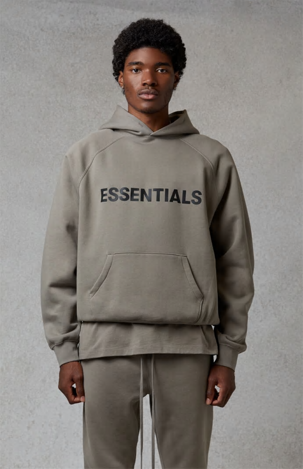 

Худі Fear Of God Essentials Pullover Hoodie Cement, Худі Fear Of God Essentials Pullover Hoodie Cement XL