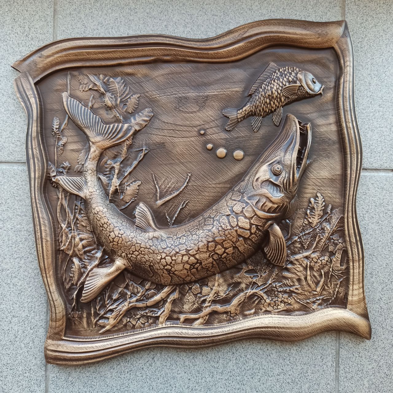 

Барельеф "Щука на охоте", Atributlux, 60*57,2 см резная из дерева