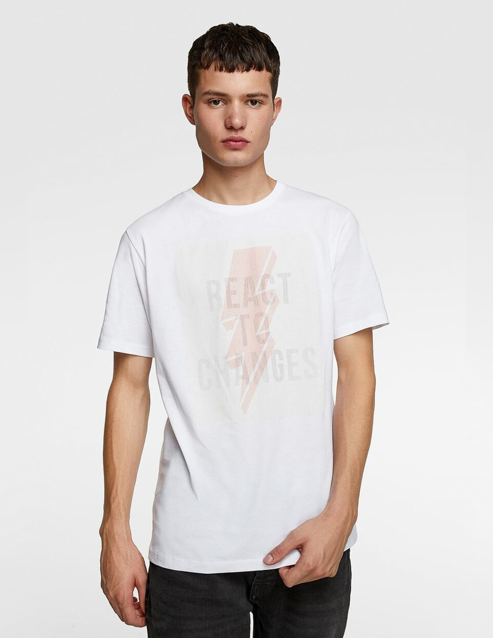 

Футболка Zara М0109090 (6224/302/250) цвет белый L