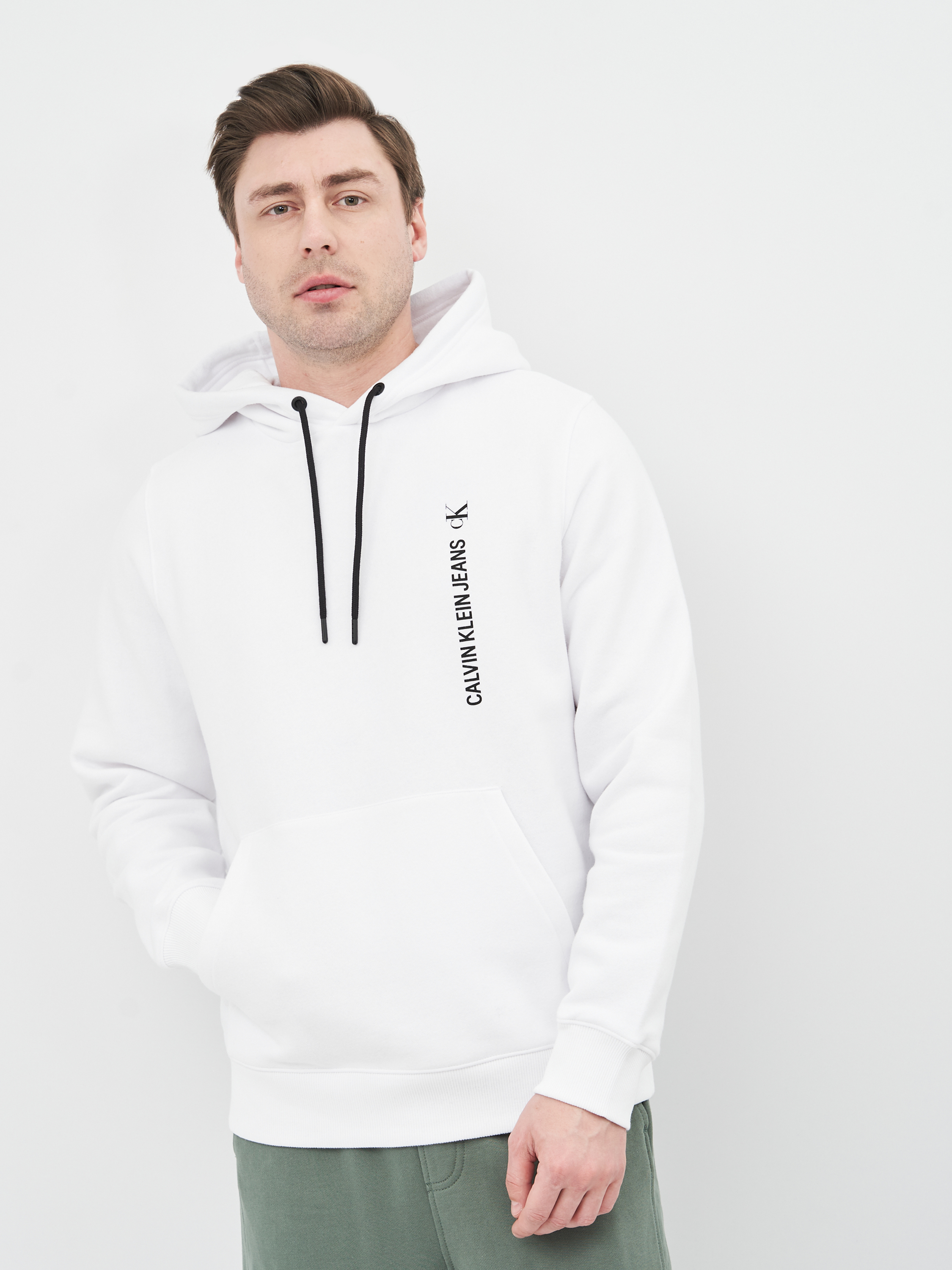 

Худи Calvin Klein Jeans Graphic Back Logo Hoodie J30J317670-YAF M Ck White